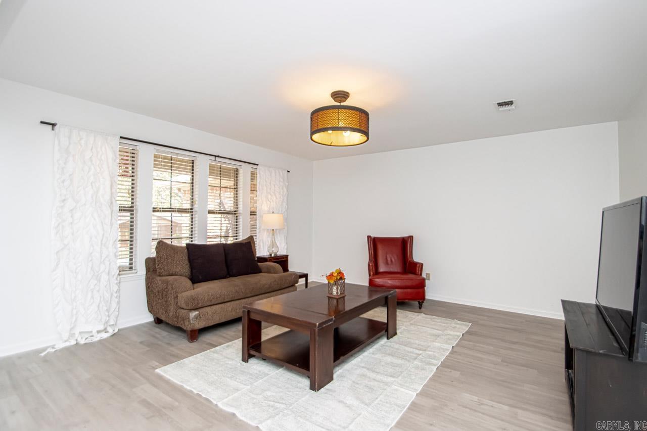 EAST MEADOW - Residential