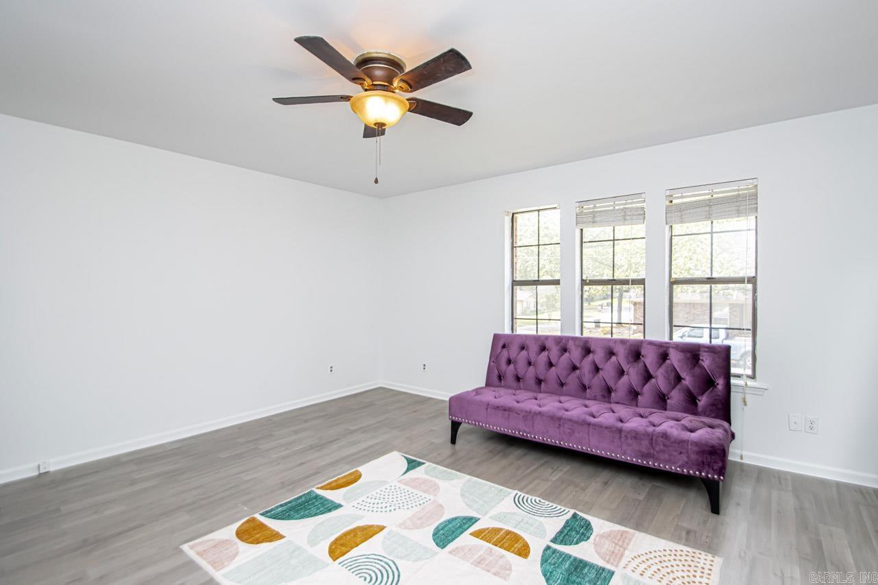 EAST MEADOW - Residential