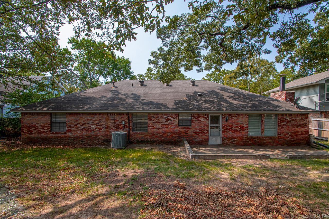 EAST MEADOW - Residential