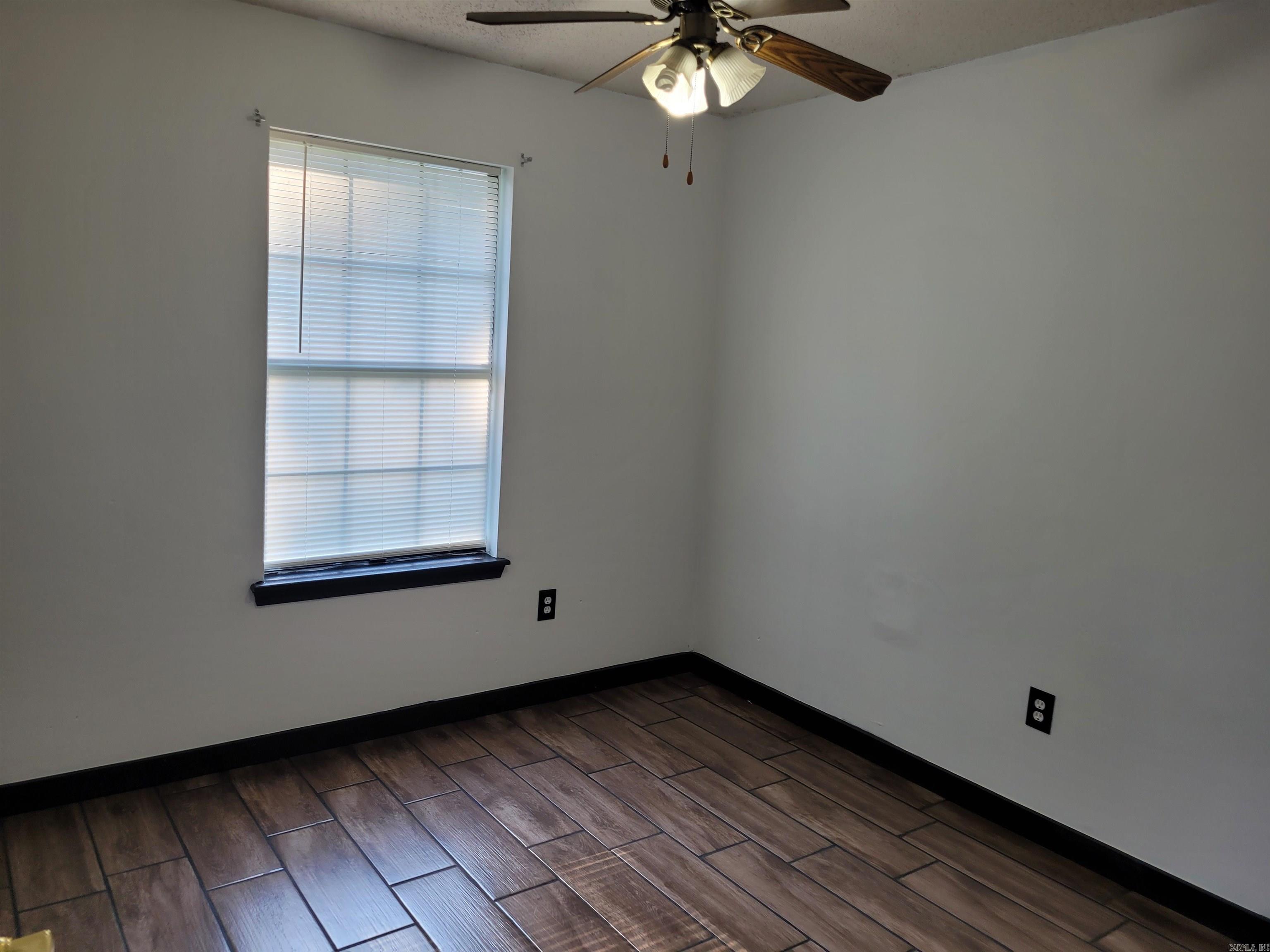 JO Marshall - Residential Lease