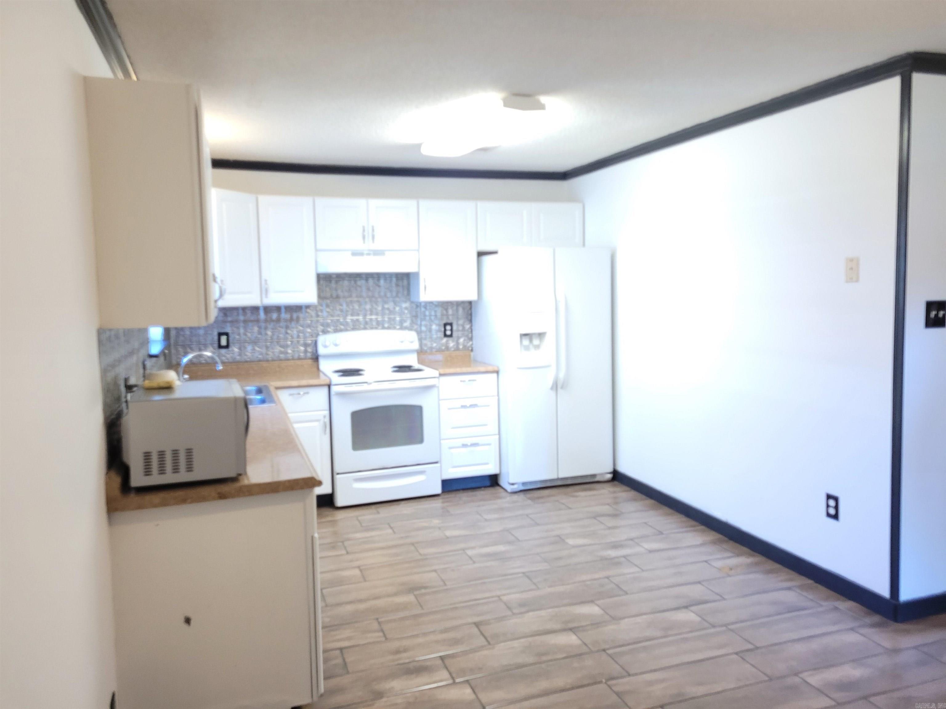 JO Marshall - Residential Lease