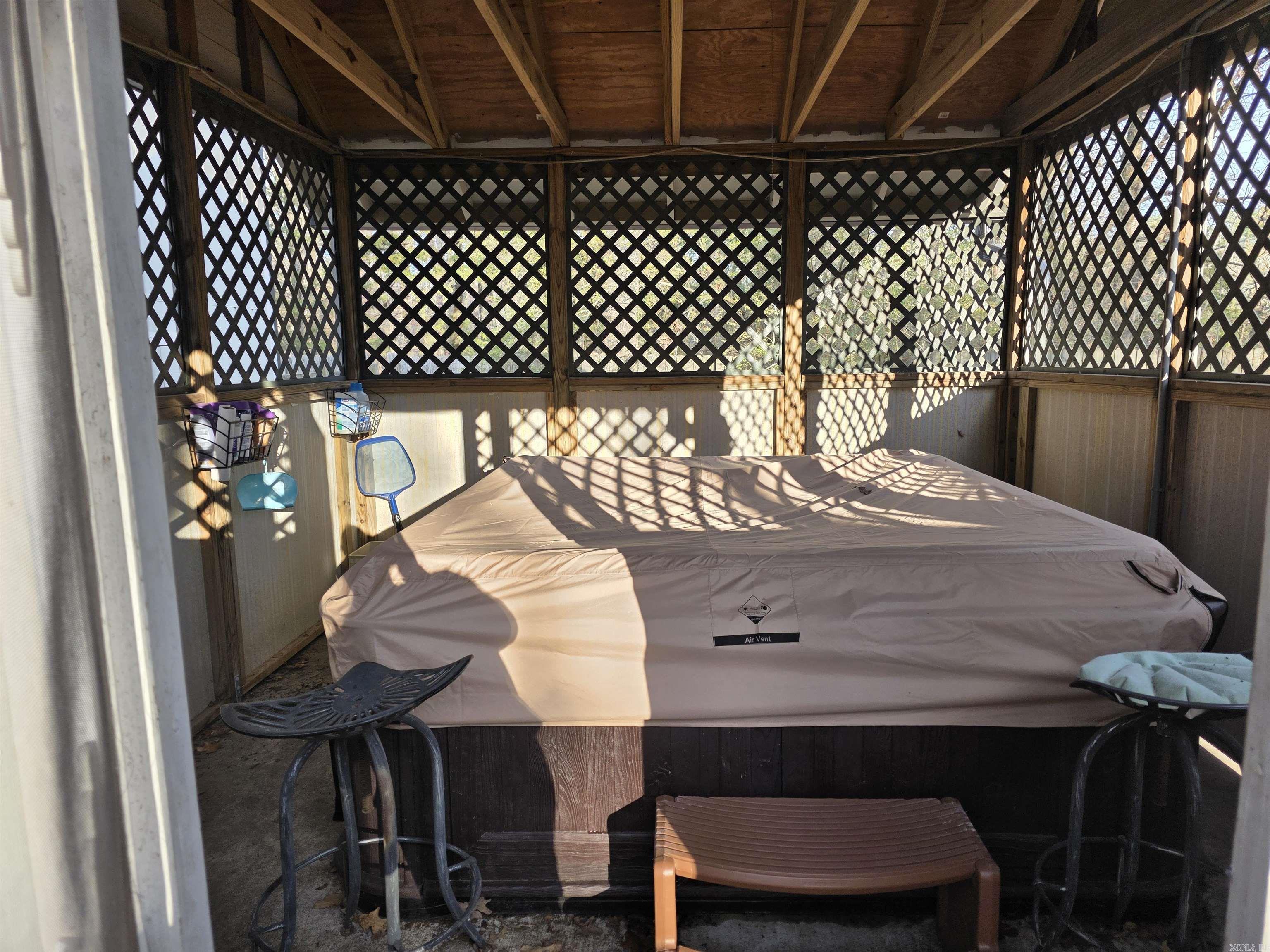 HAMILTON HILLS - Residential