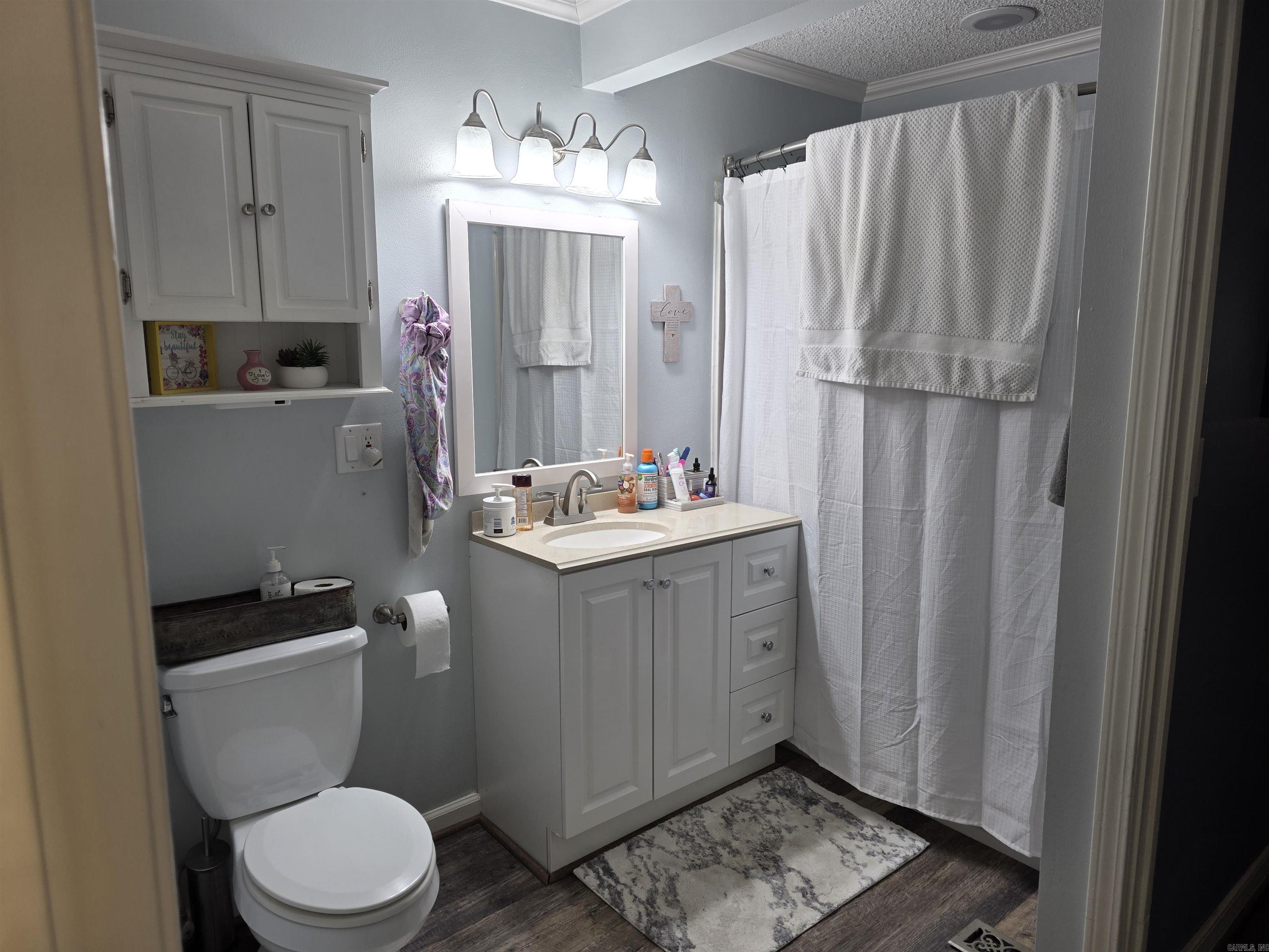 HAMILTON HILLS - Residential