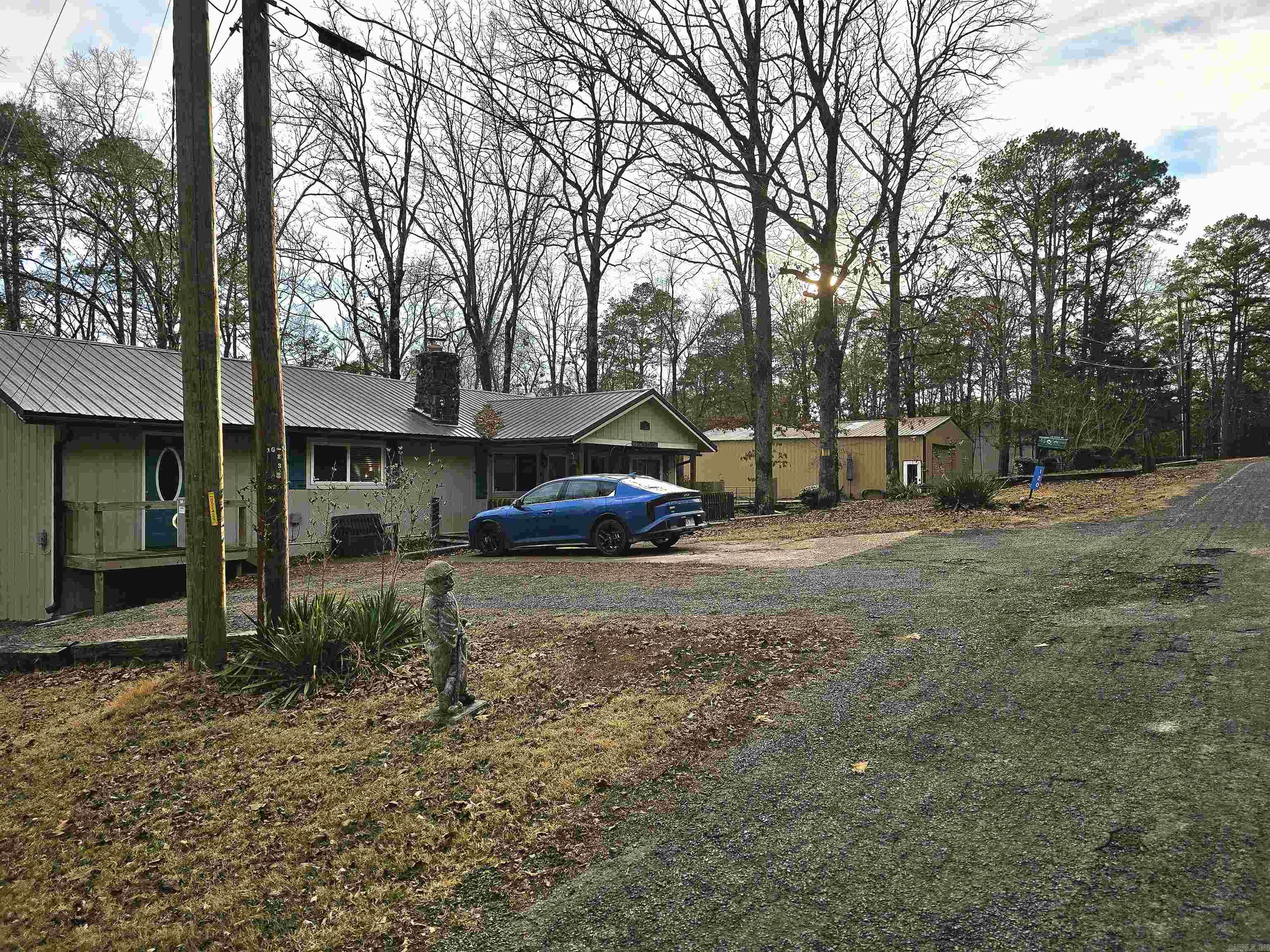 HAMILTON HILLS - Residential