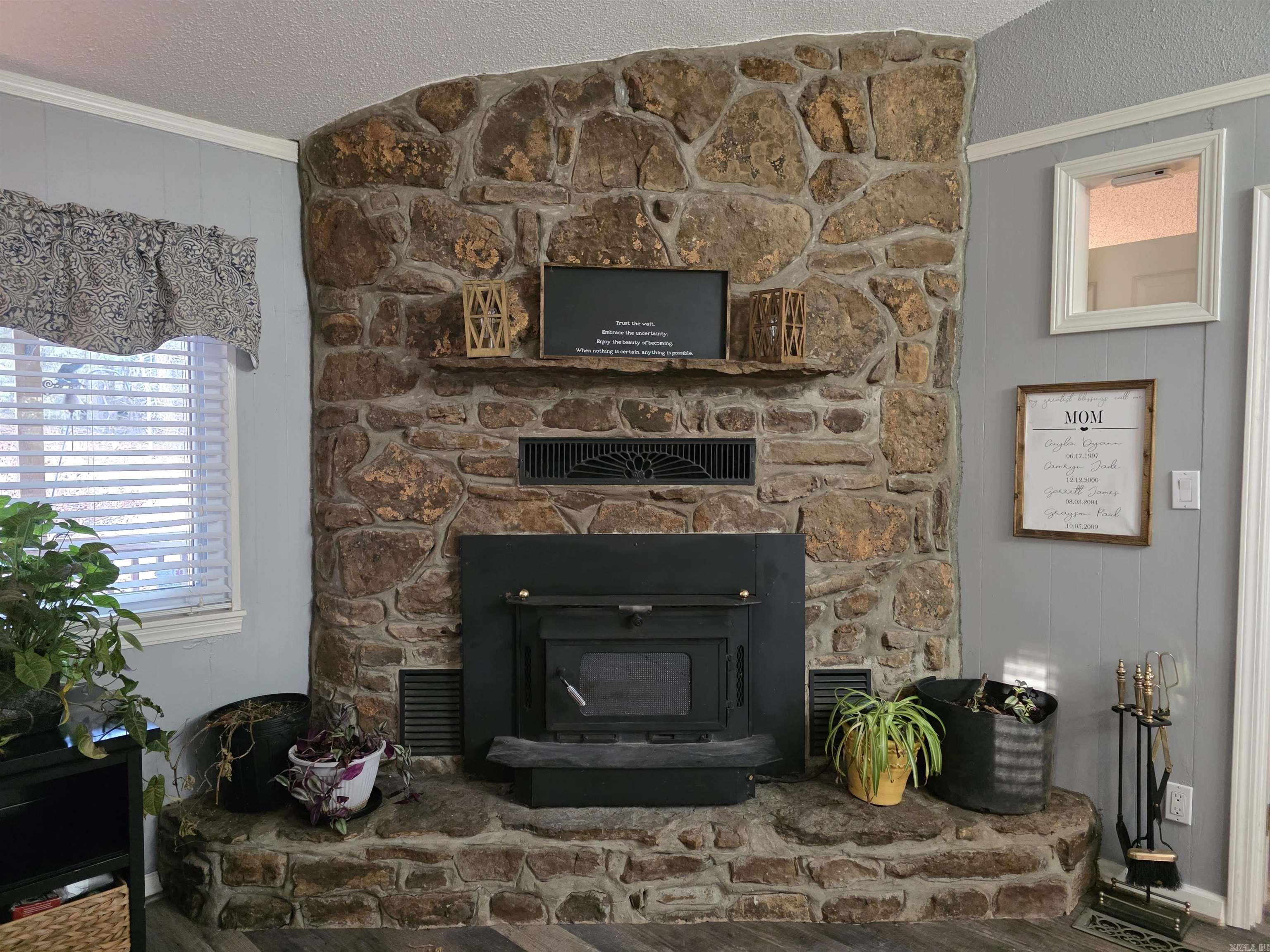 HAMILTON HILLS - Residential