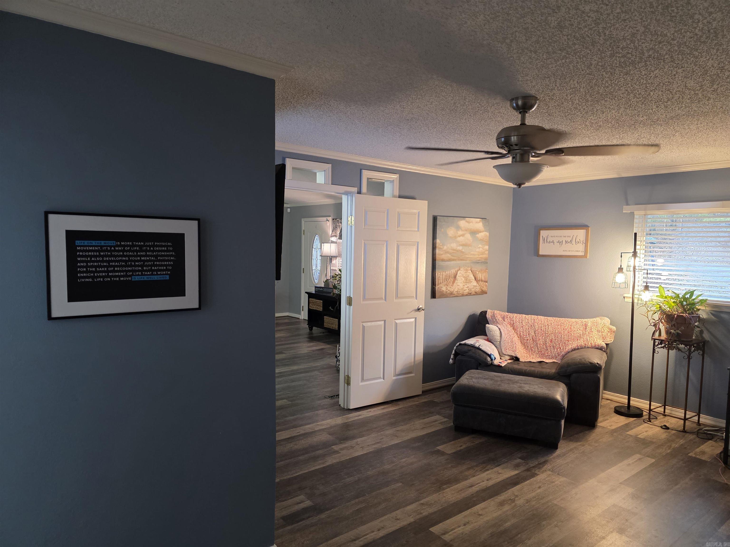 HAMILTON HILLS - Residential