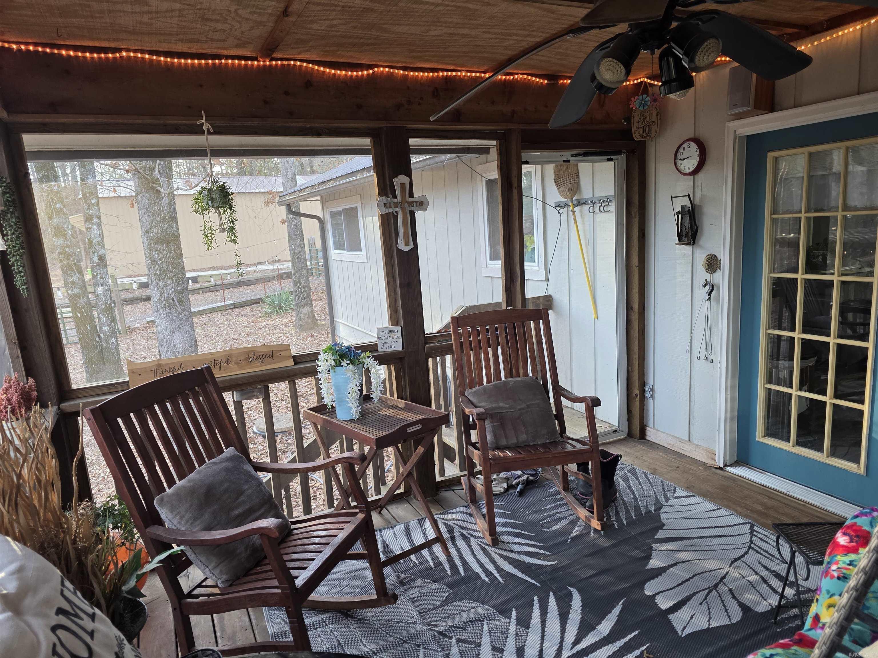 HAMILTON HILLS - Residential