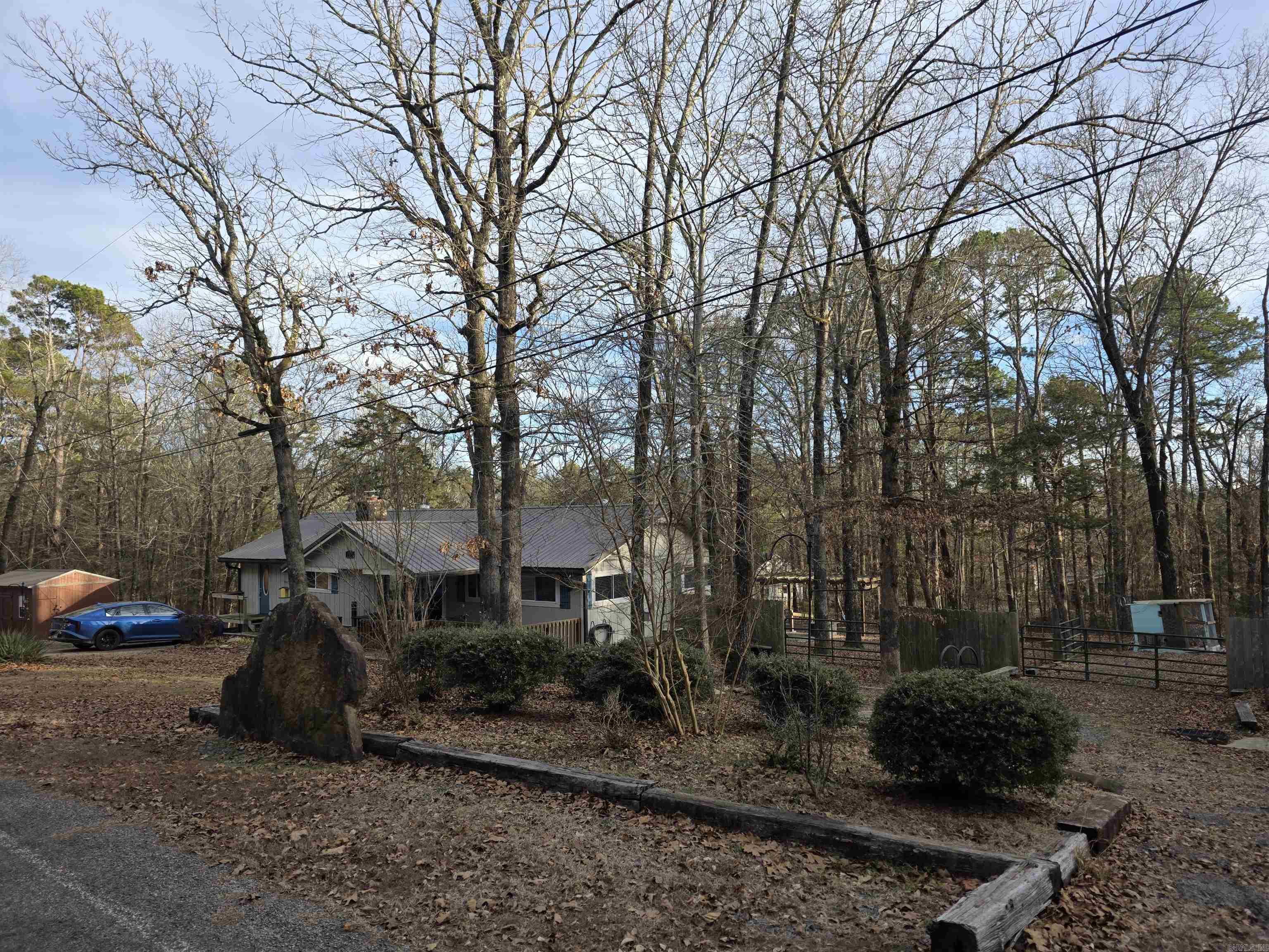 HAMILTON HILLS - Residential