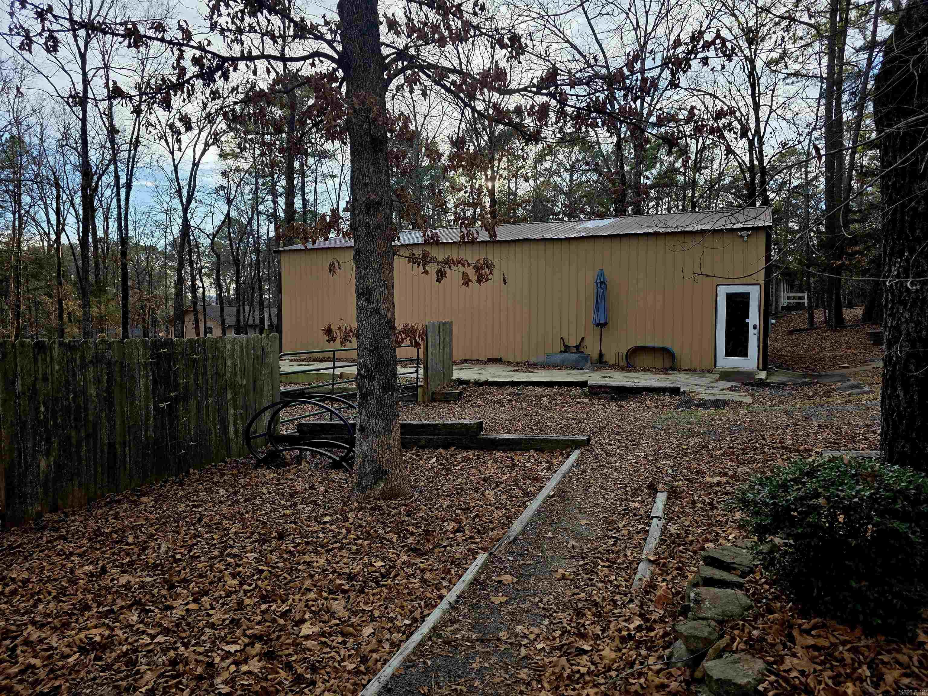 HAMILTON HILLS - Residential