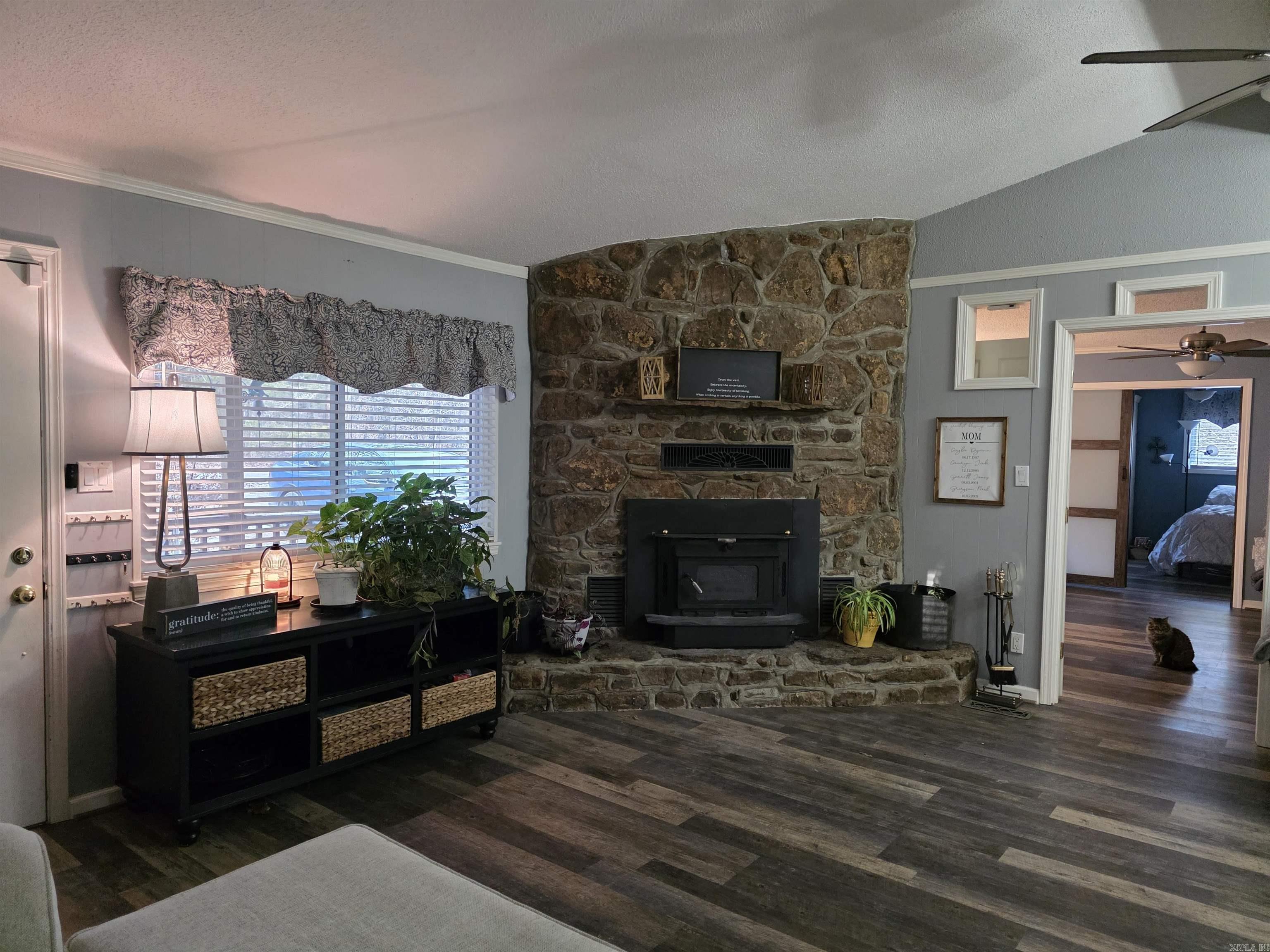 HAMILTON HILLS - Residential