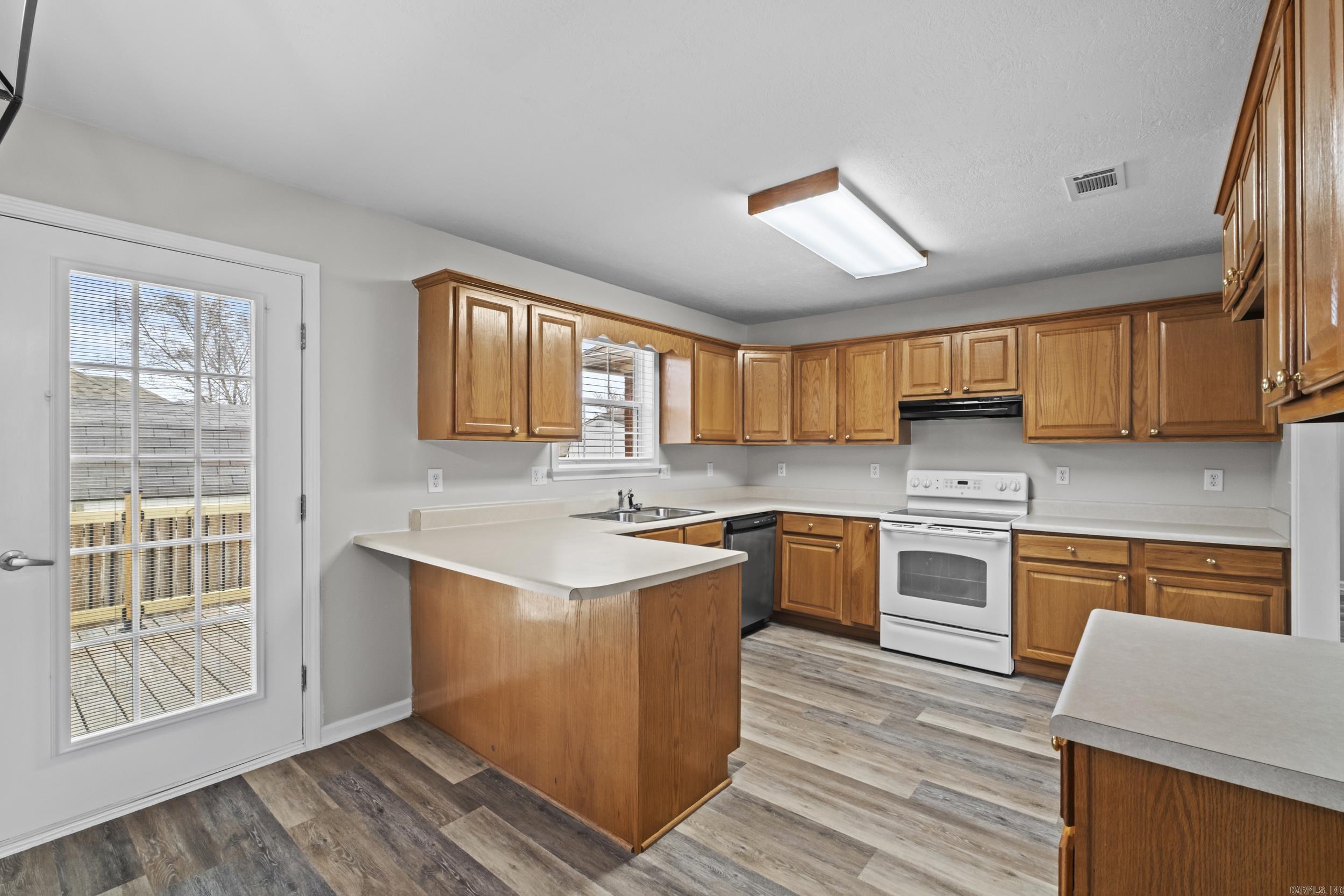 VALLEY ELMS S/D - Residential