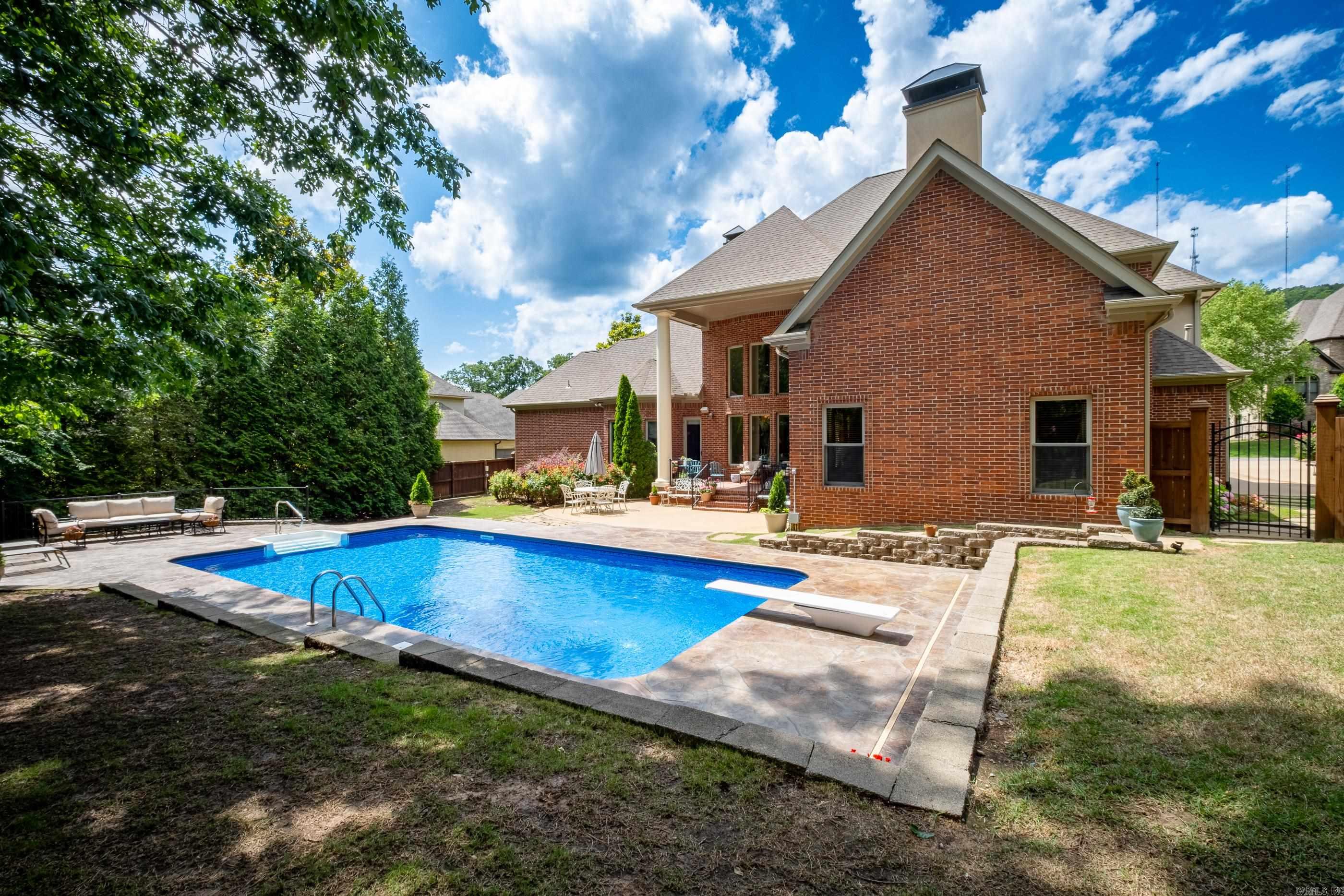 CHENAL VALLEY DEAUVILLE PLACE - Residential