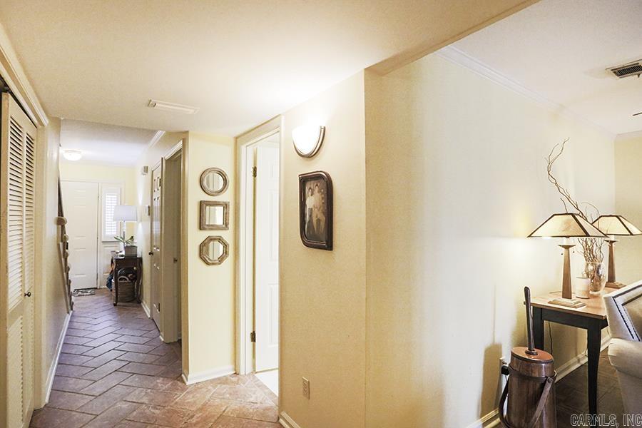 ANDOVER SQUARE - Residential