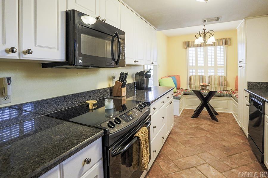 ANDOVER SQUARE - Residential