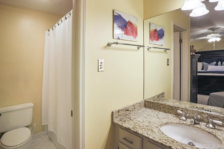 ANDOVER SQUARE - Residential