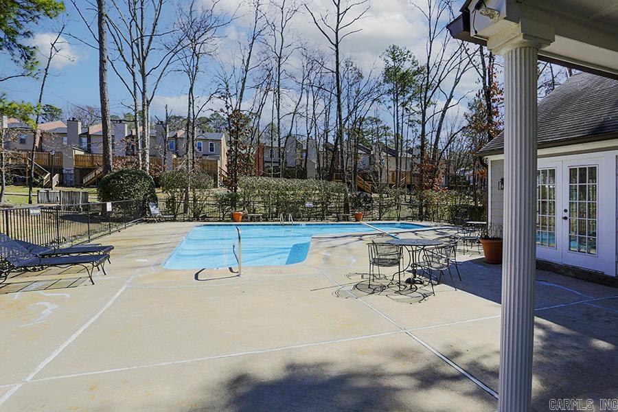 ANDOVER SQUARE - Residential