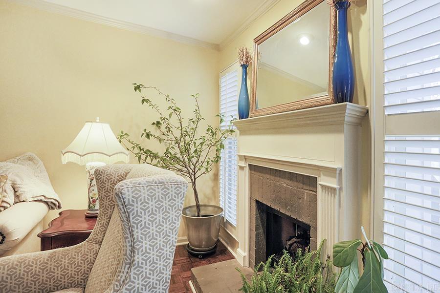 ANDOVER SQUARE - Residential