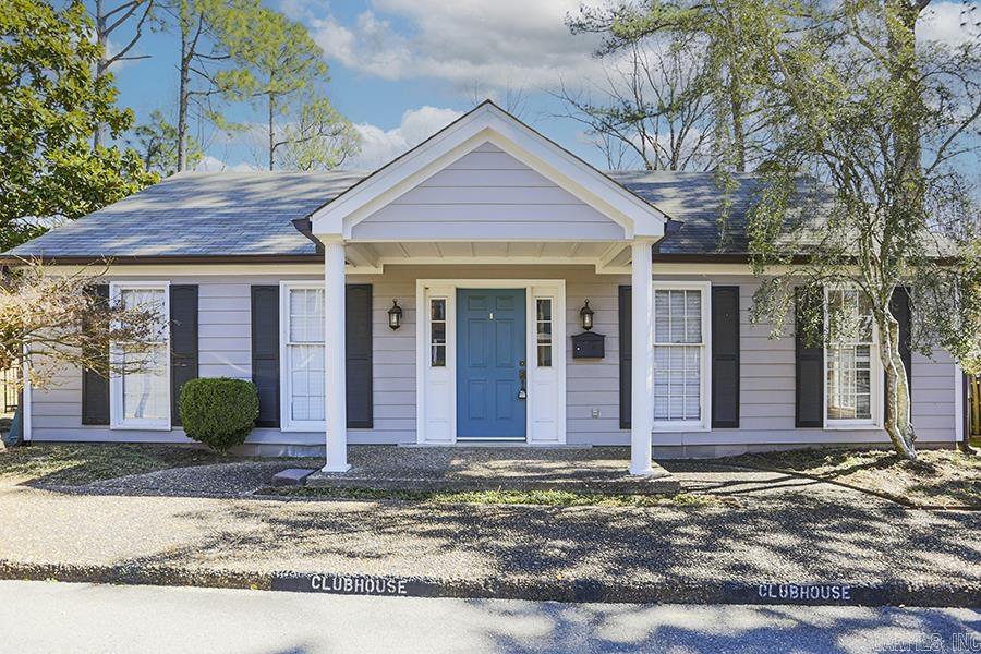 ANDOVER SQUARE - Residential