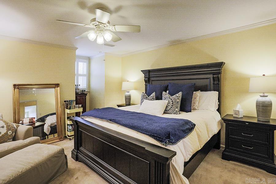 ANDOVER SQUARE - Residential