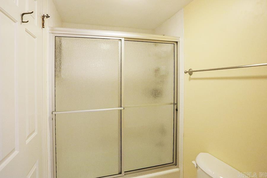 ANDOVER SQUARE - Residential