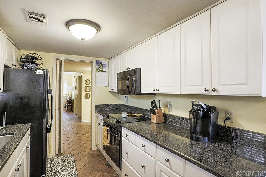 ANDOVER SQUARE - Residential