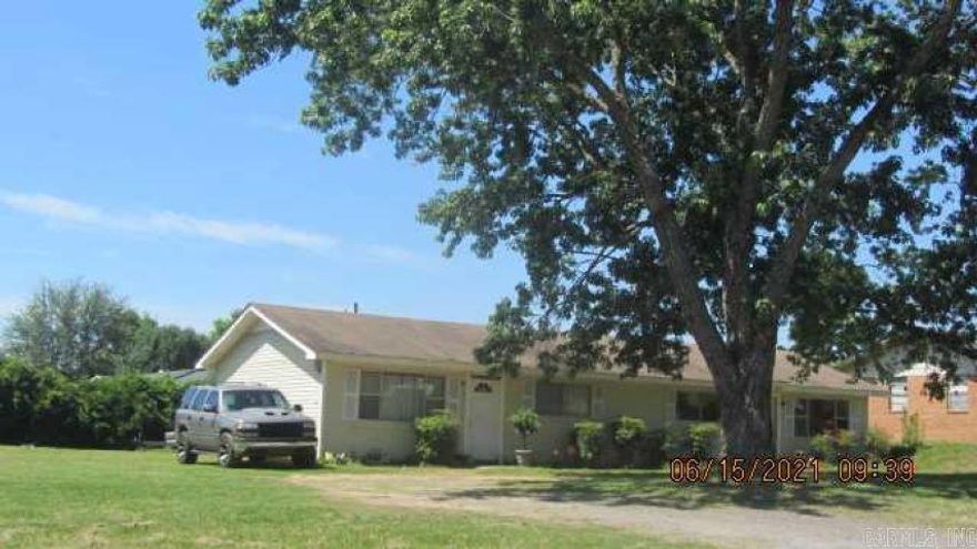Great 2BD duplex outside of Little Rock city limits. Perfect for anyone who enjoys their peace and quiet! Convenient access to the interstate. The lease for this property is for 18 months with a 3% increase after the first year. Income has to be 3x the amount of rent unless you have a housing voucher.   **ALL PROPERTIES MAY NOT BE MOVE-IN READY**