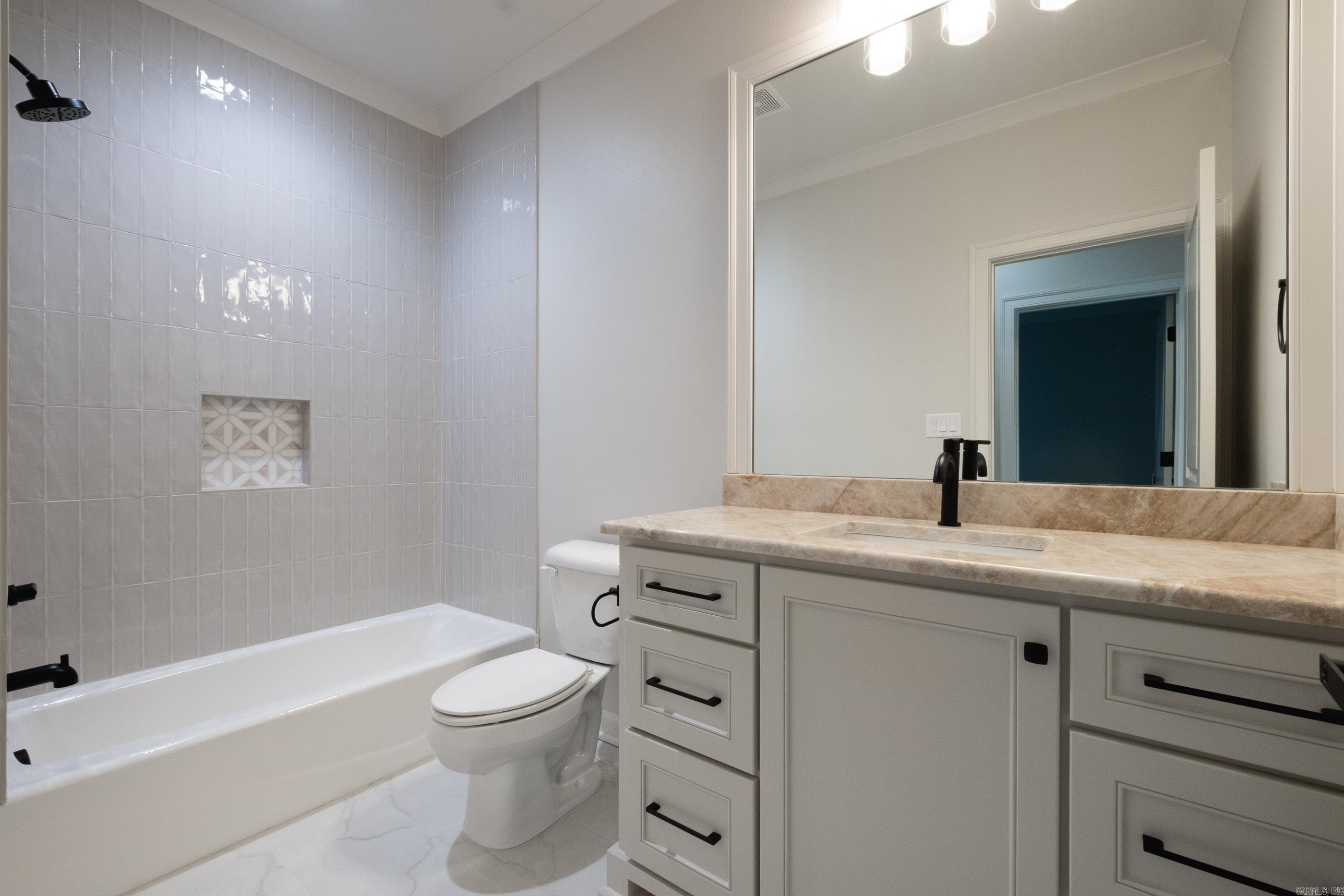 CHENAL VALLEY "FALSTONE COURT" - Residential