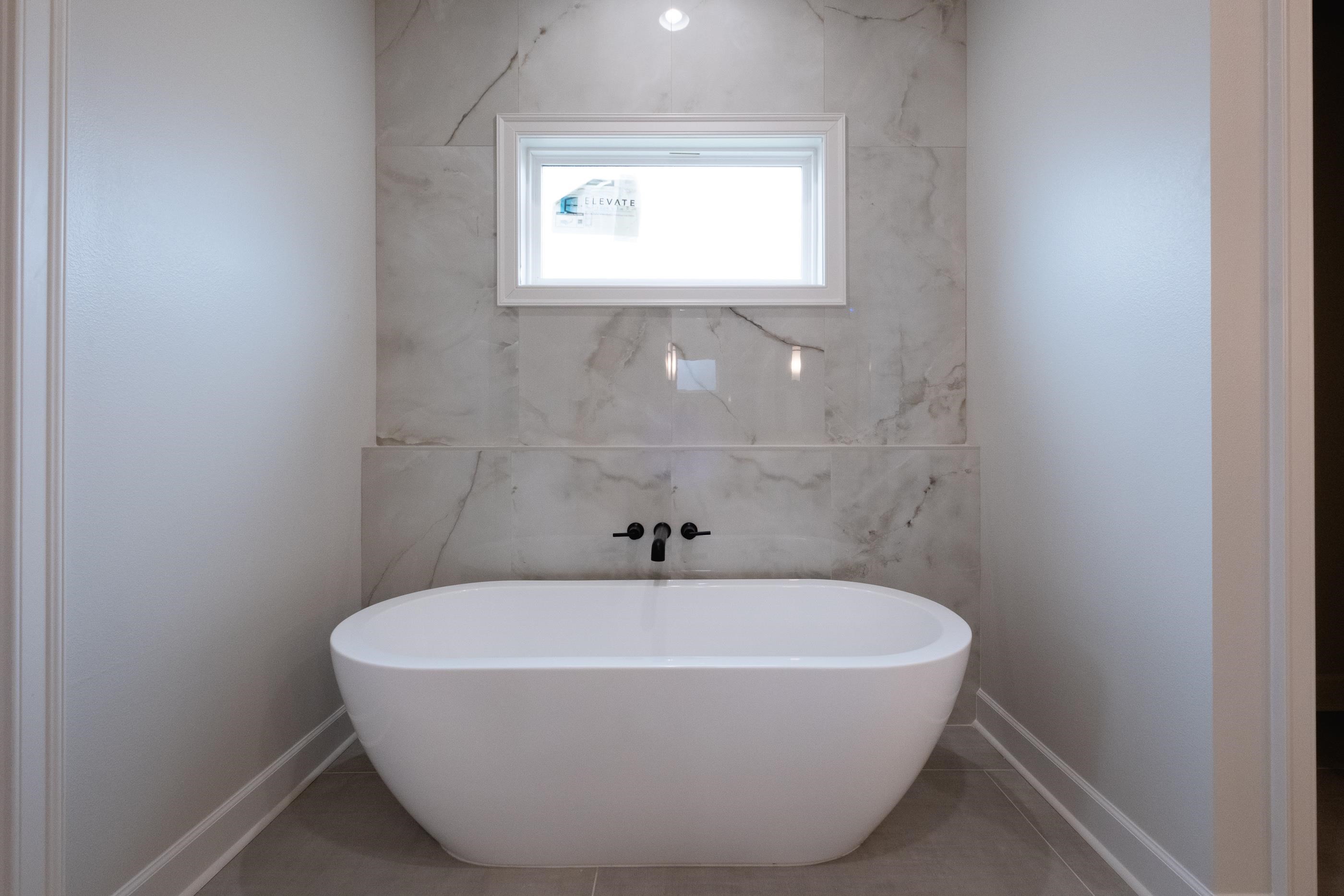 CHENAL VALLEY "FALSTONE COURT" - Residential