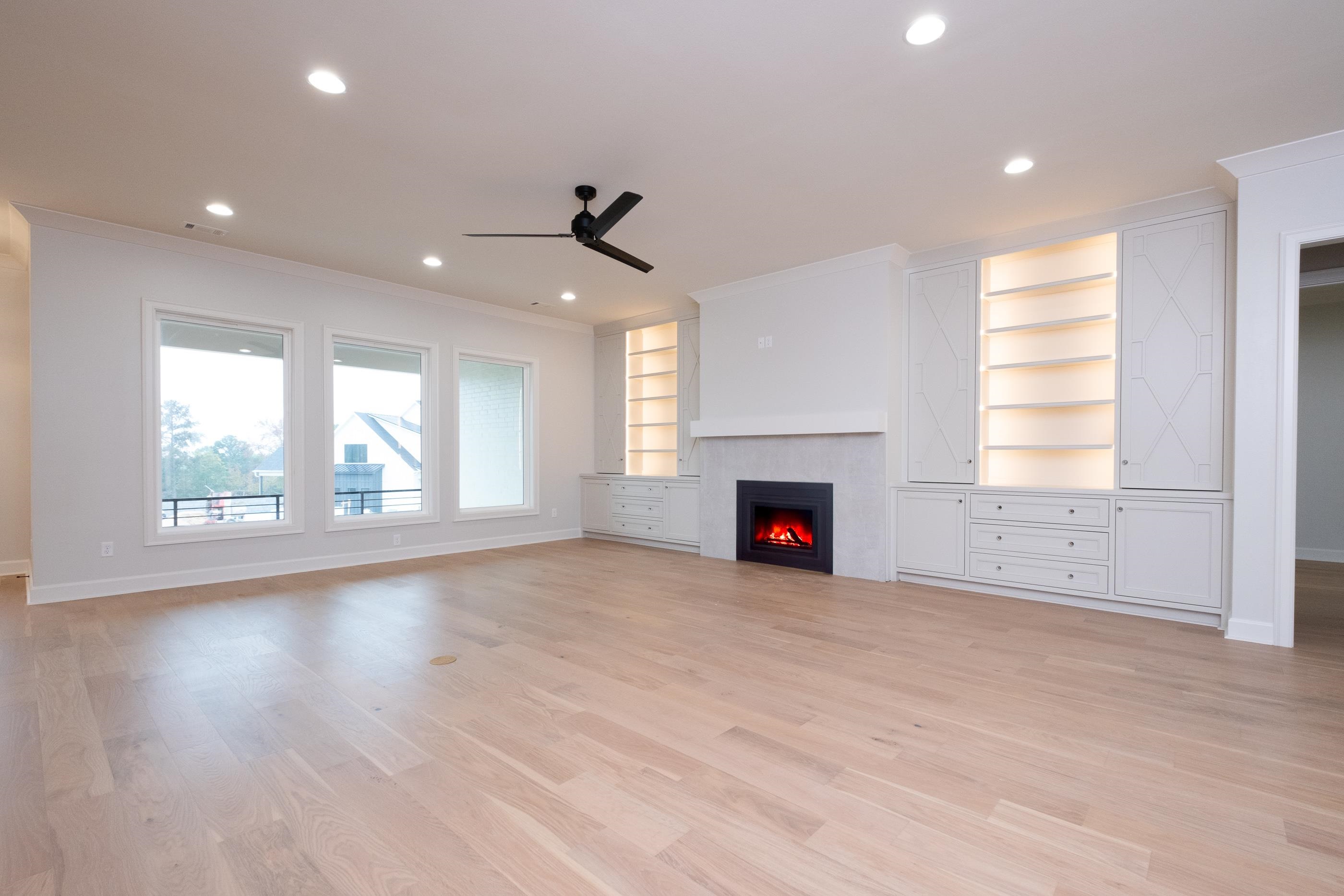 CHENAL VALLEY "FALSTONE COURT" - Residential