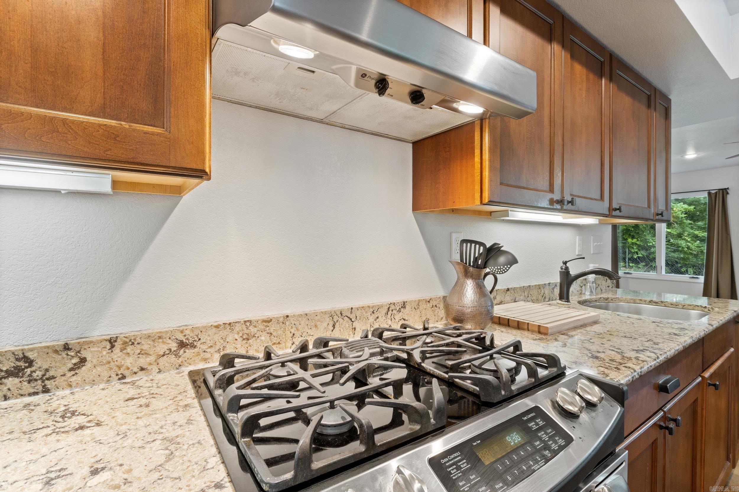 CENTER RIDGE - Residential