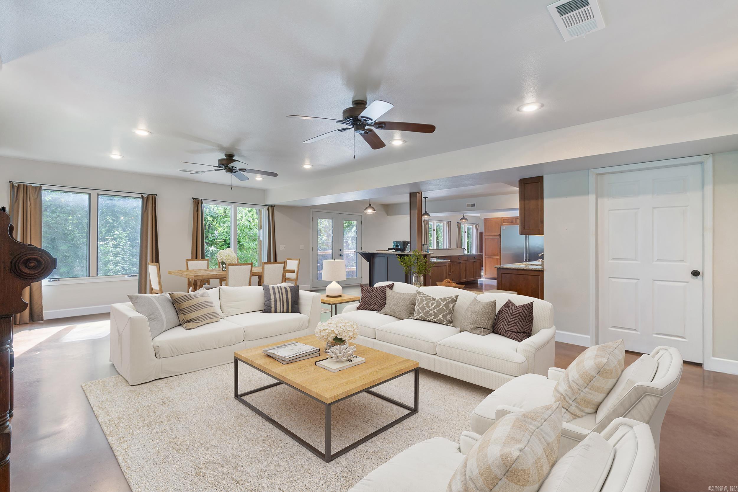 CENTER RIDGE - Residential