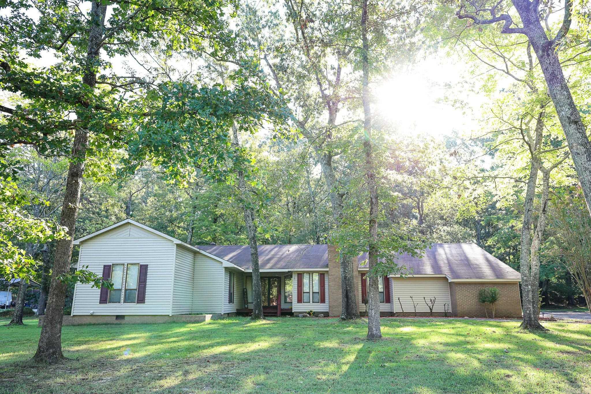 OAK MANOR - Residential