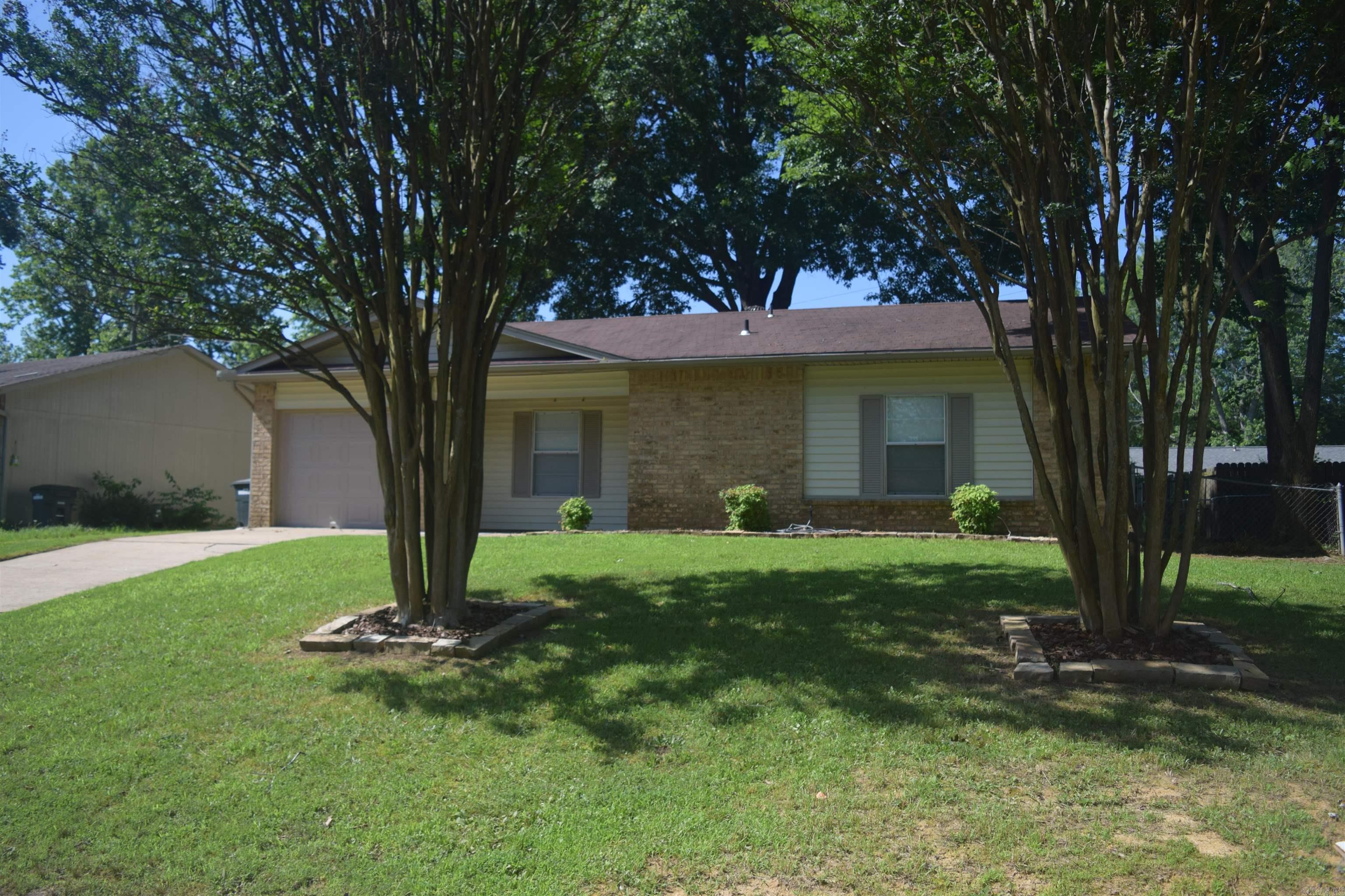 THE MEADOWS - Residential