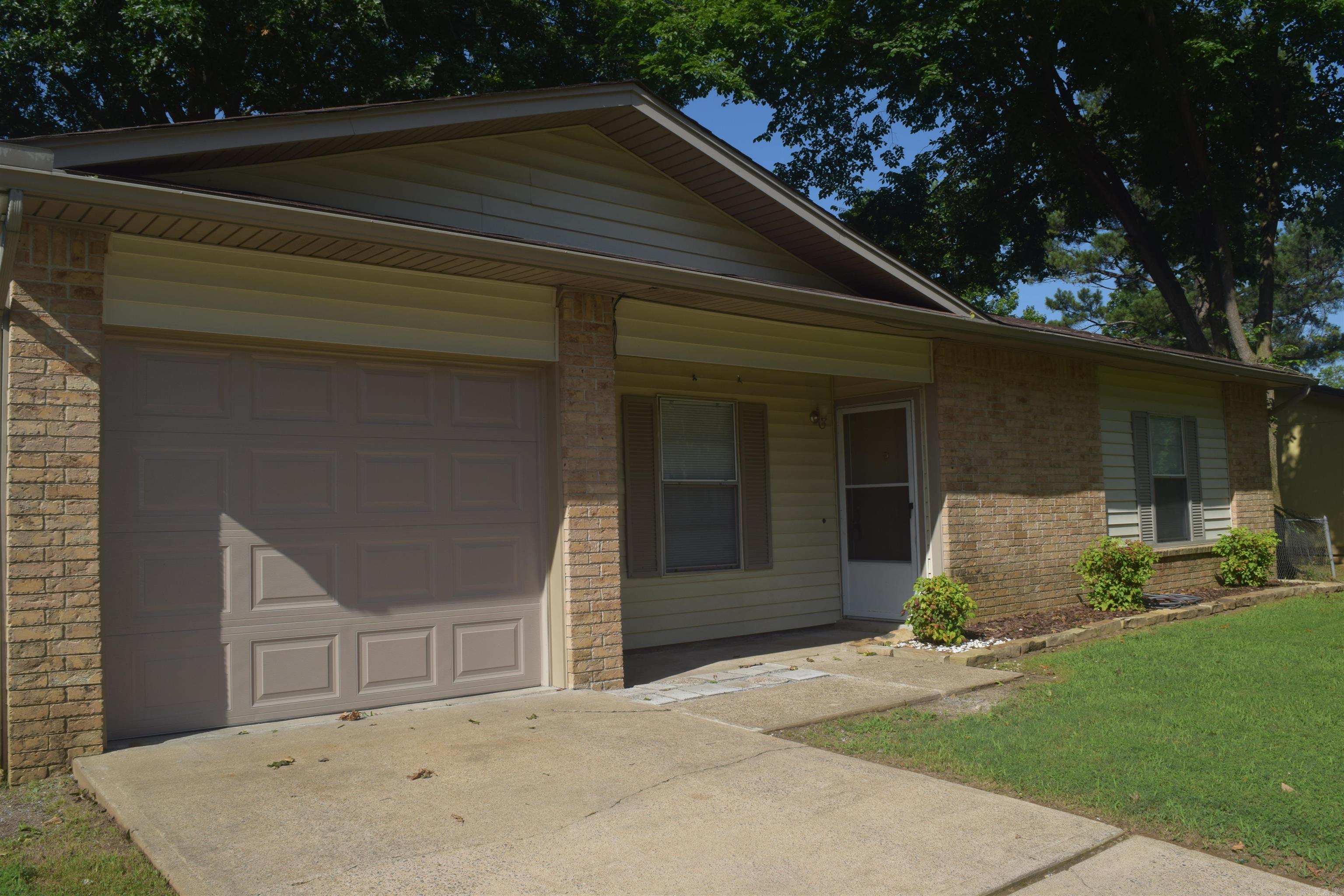 THE MEADOWS - Residential