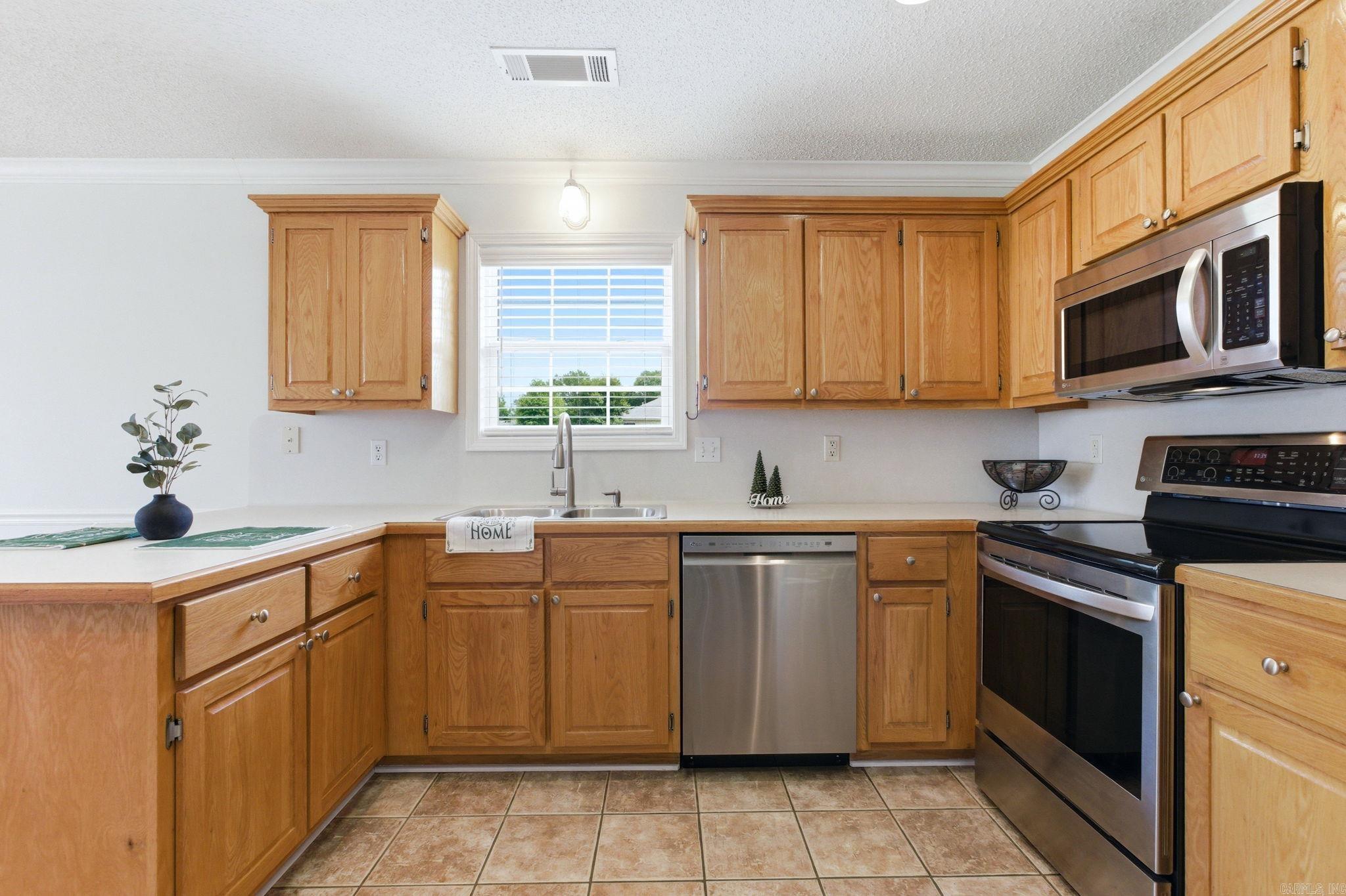 FECHERS PRAIRIE MEADOWS S/D - Residential