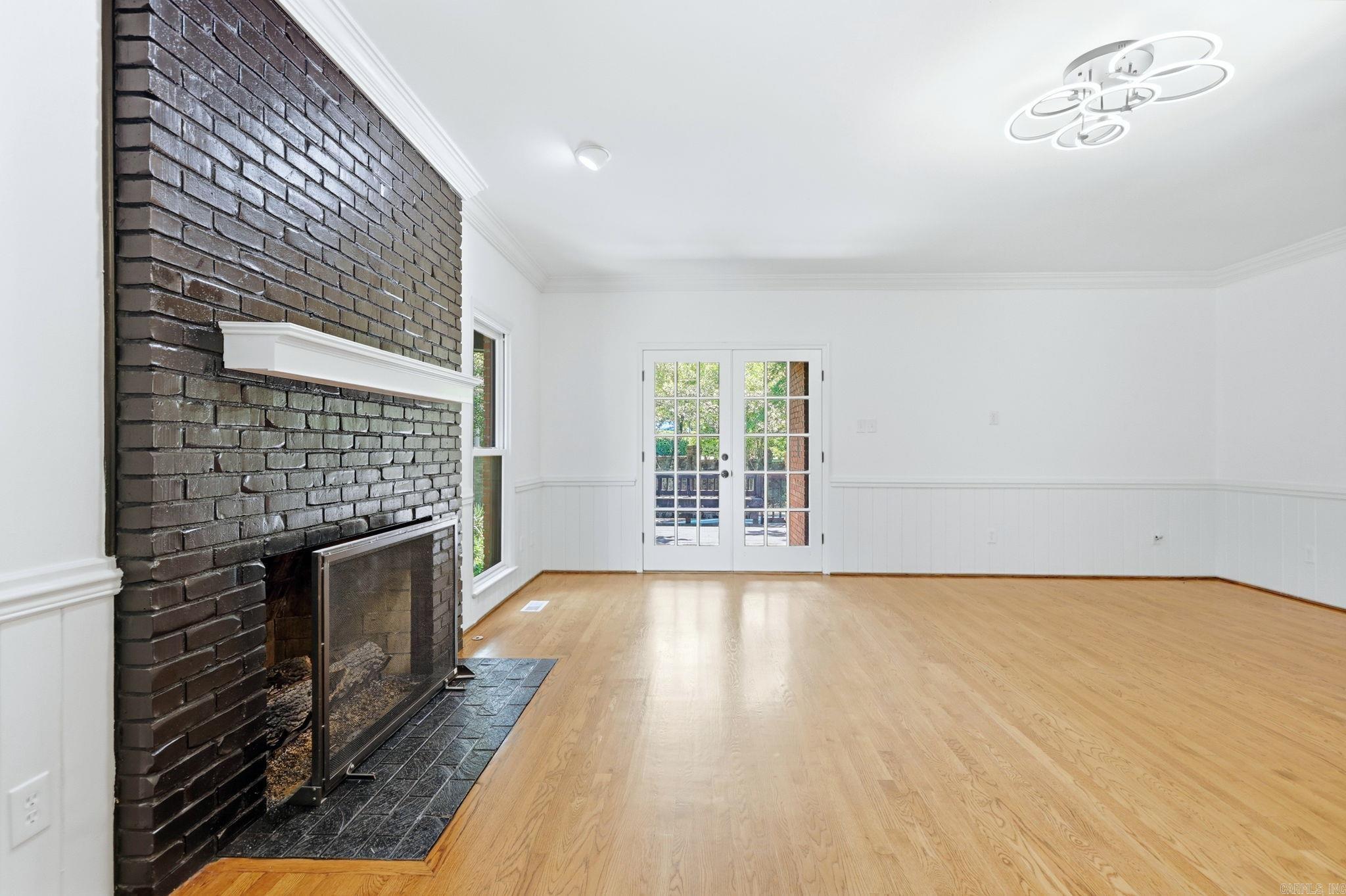 PLEASANT VALLEY ESTATES - Residential
