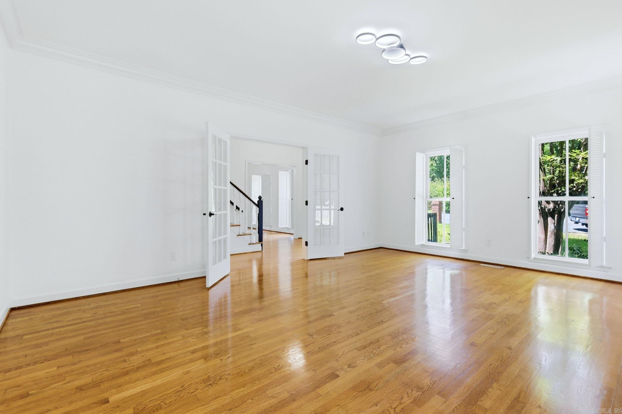 PLEASANT VALLEY ESTATES - Residential