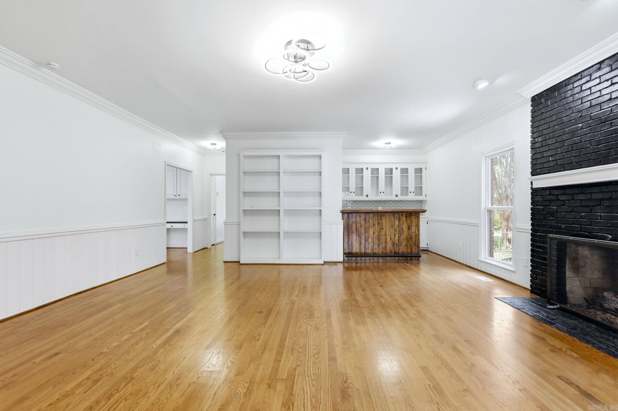 PLEASANT VALLEY ESTATES - Residential