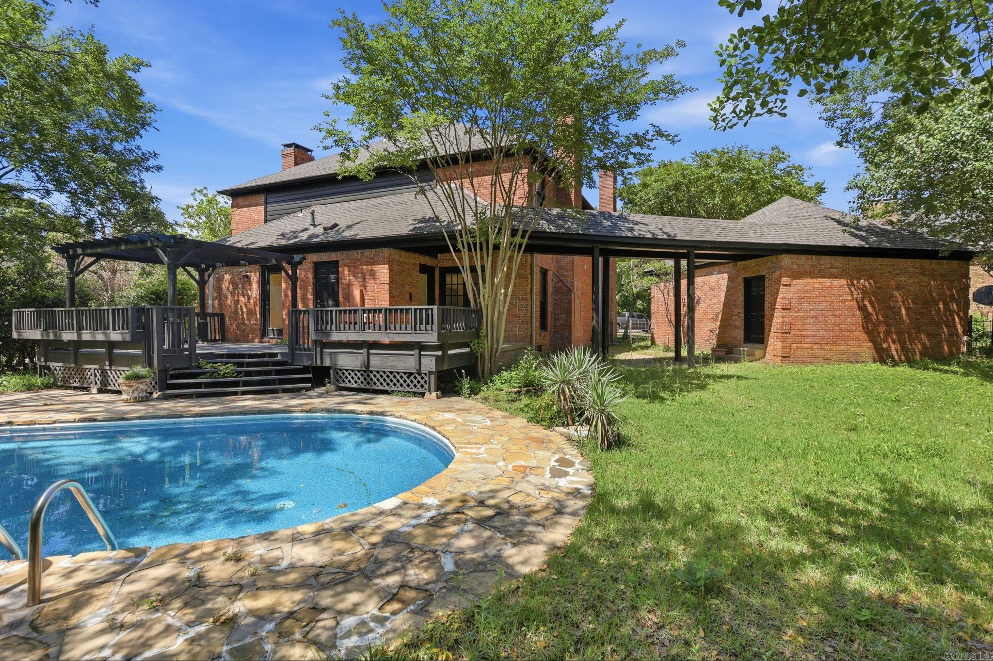PLEASANT VALLEY ESTATES - Residential