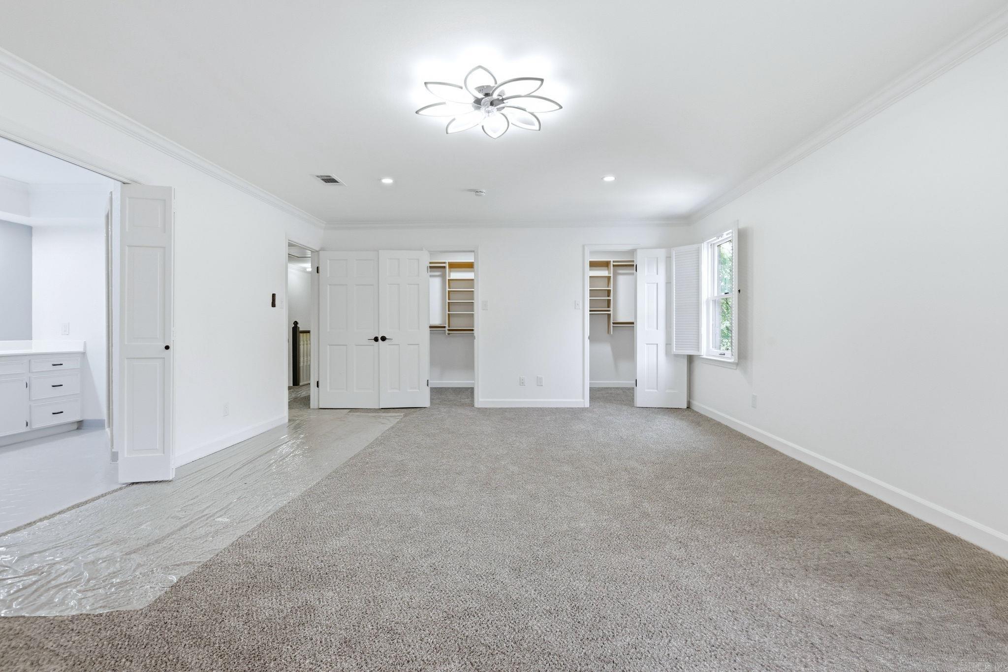 PLEASANT VALLEY ESTATES - Residential