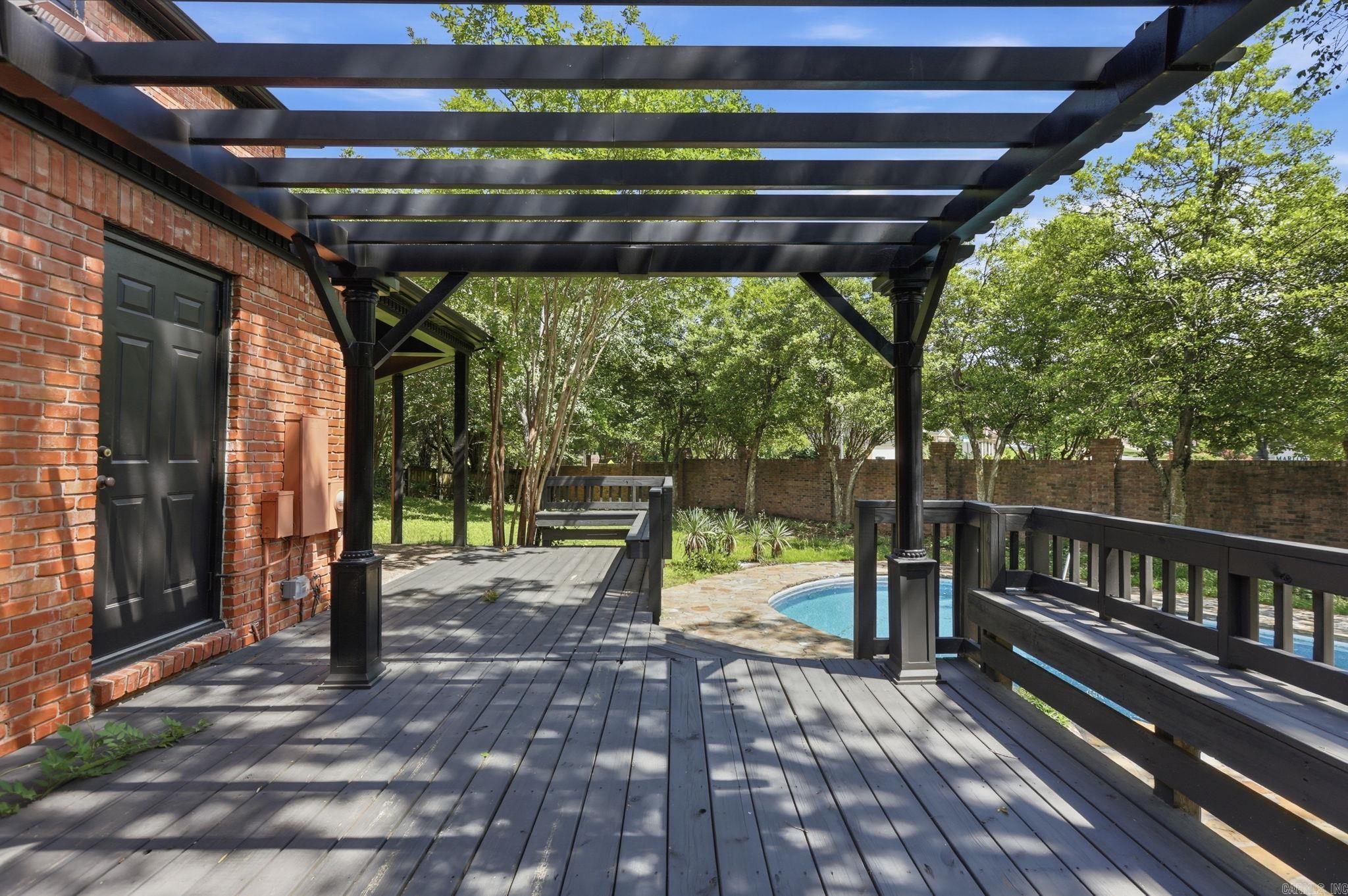PLEASANT VALLEY ESTATES - Residential