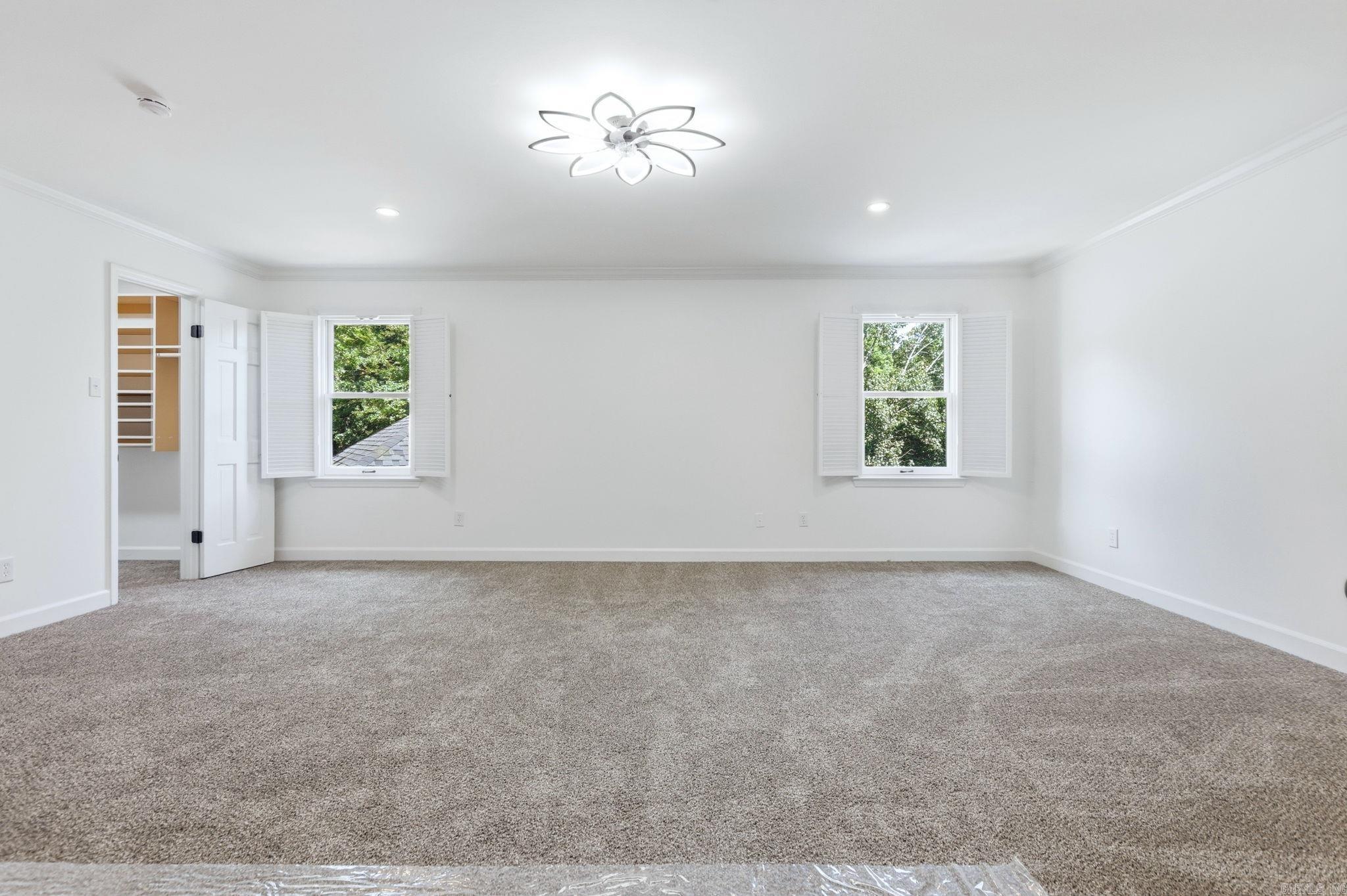 PLEASANT VALLEY ESTATES - Residential