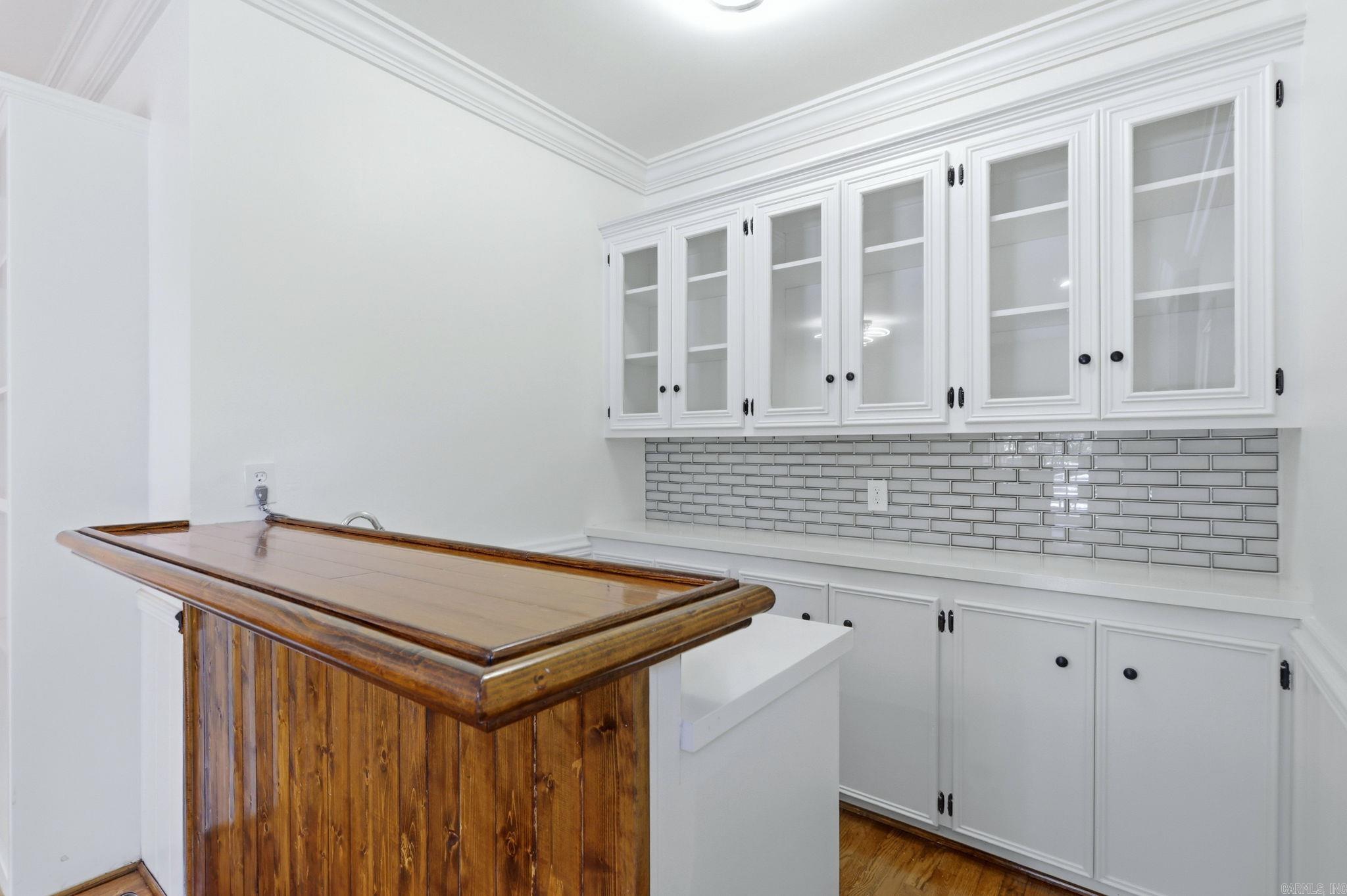 PLEASANT VALLEY ESTATES - Residential