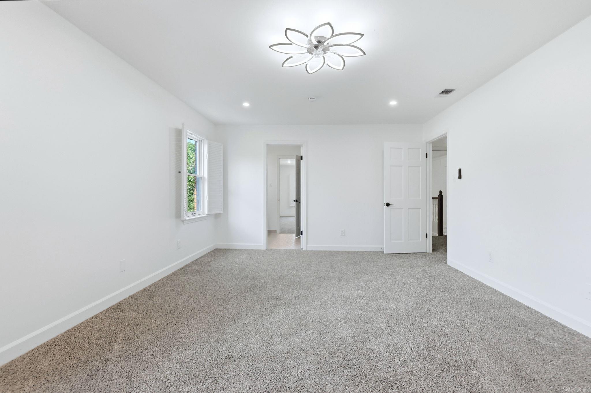 PLEASANT VALLEY ESTATES - Residential