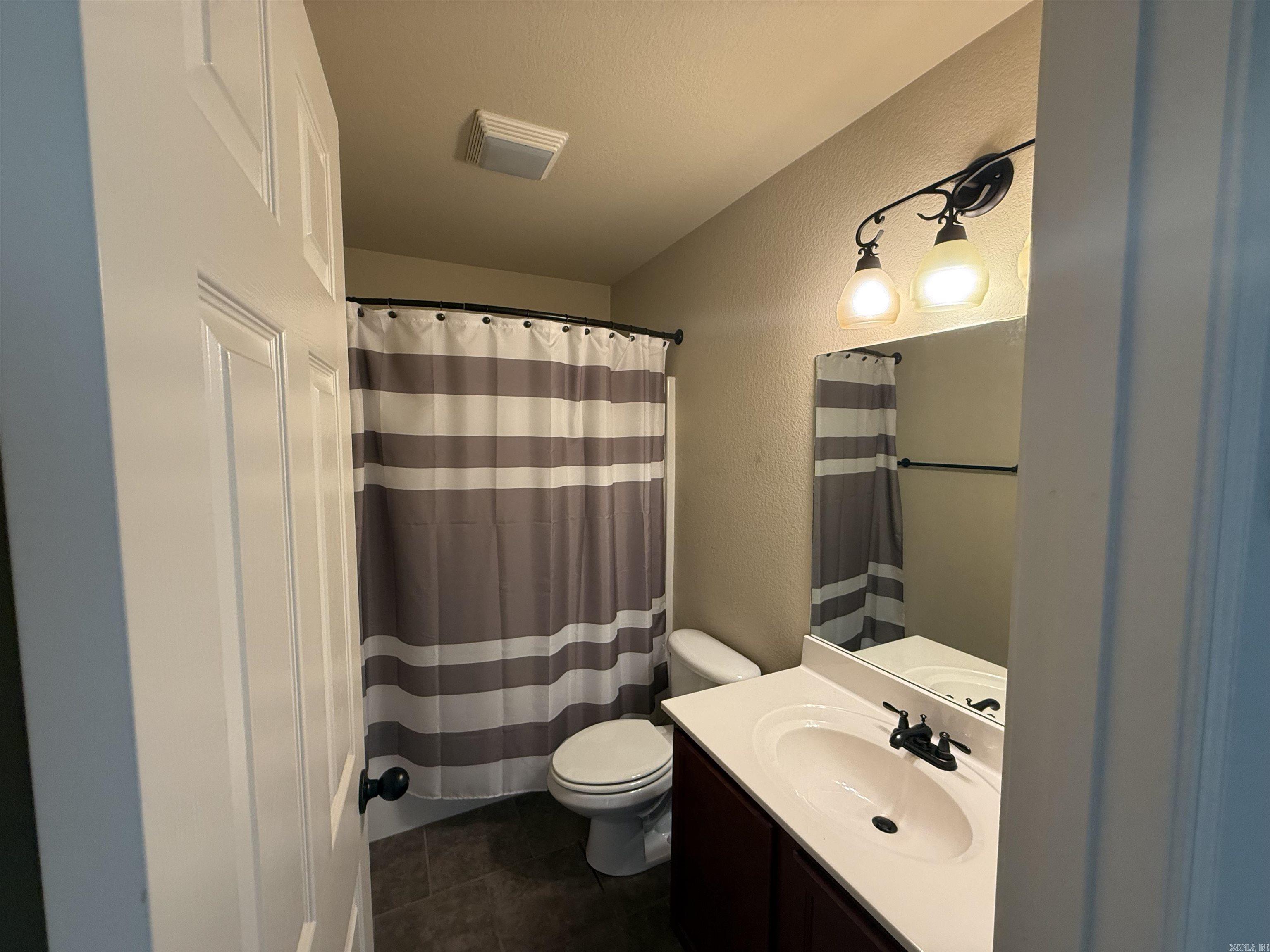 CROSSING ON THE GREEN P.U.D. - Residential