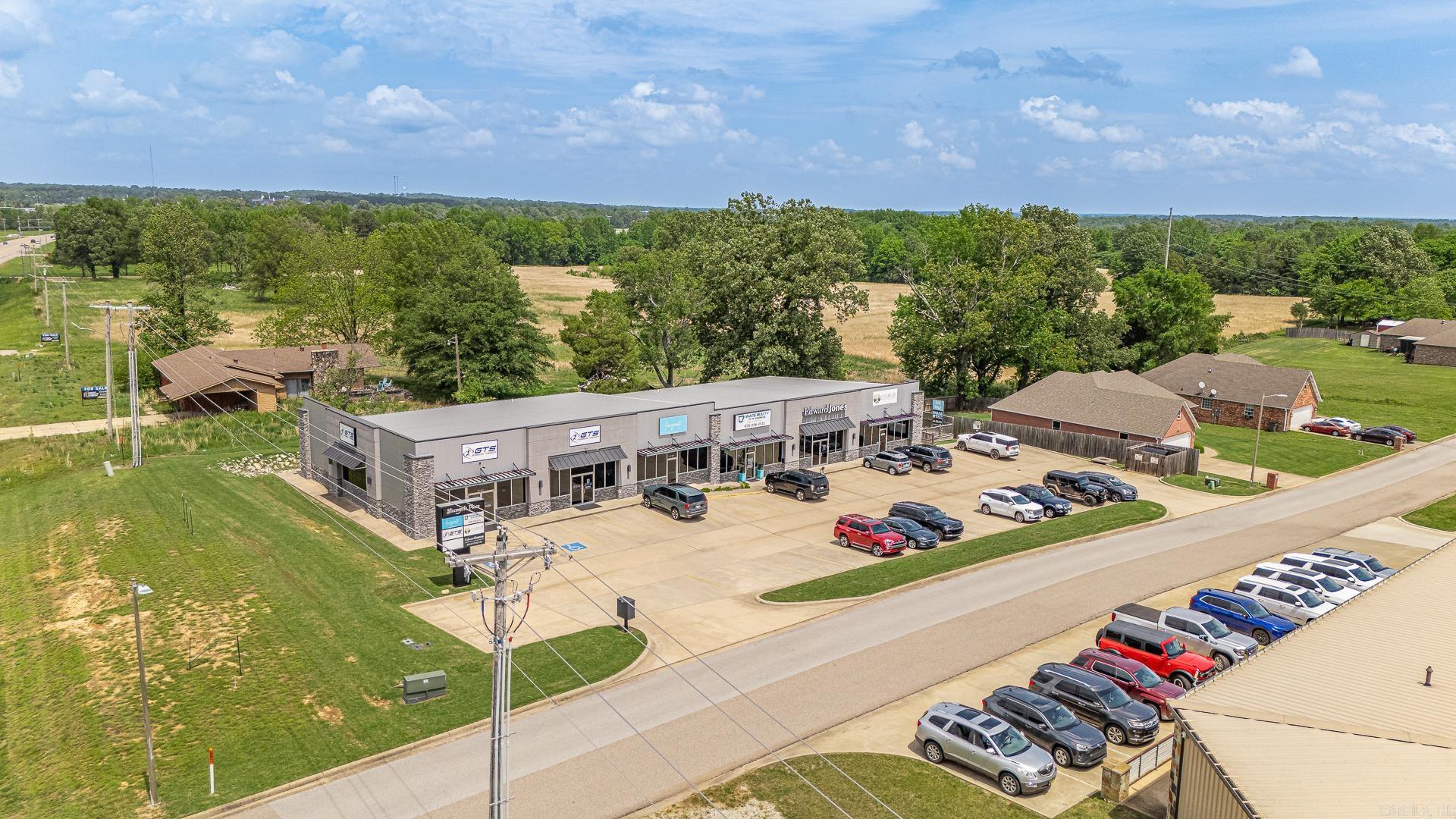 Carriage Hill - Commercial Sale