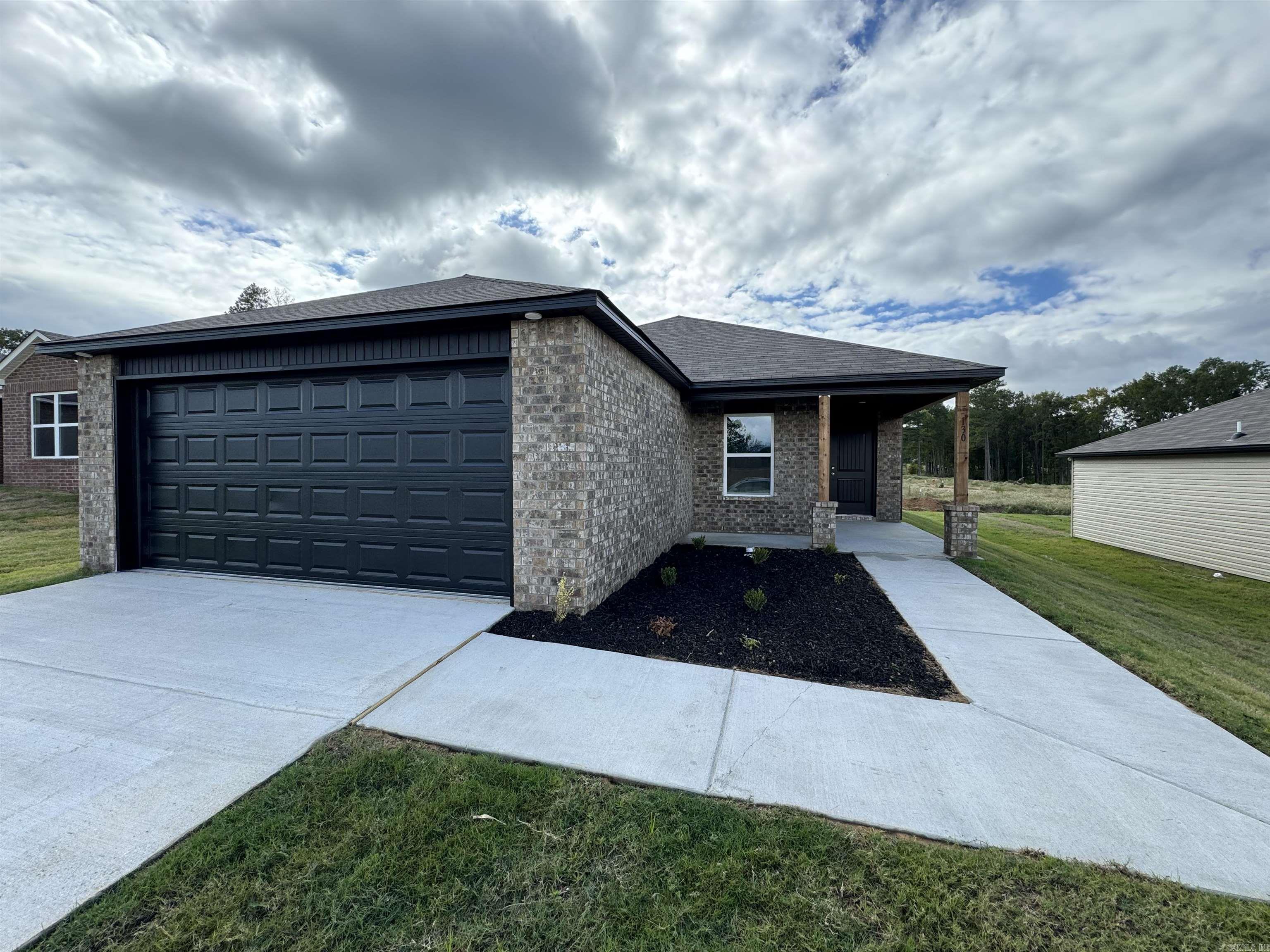 STAGECOACH MEADOWS - Residential