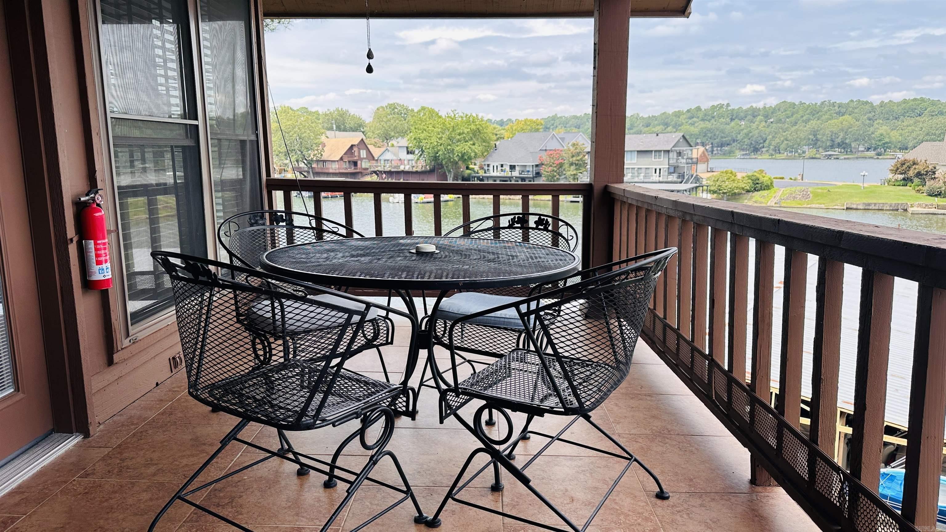LAKE PORT HPR - Residential