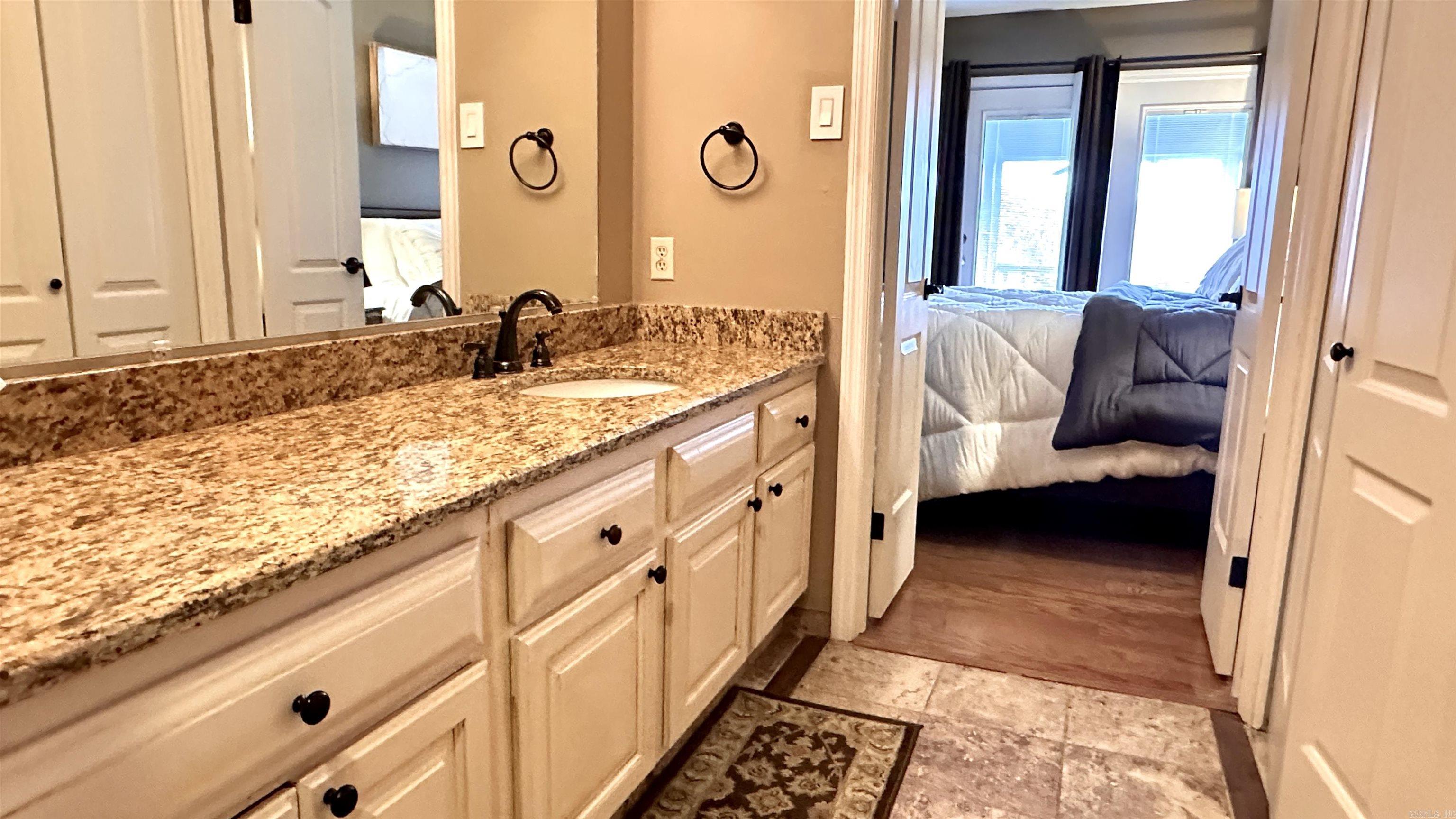 LAKE PORT HPR - Residential