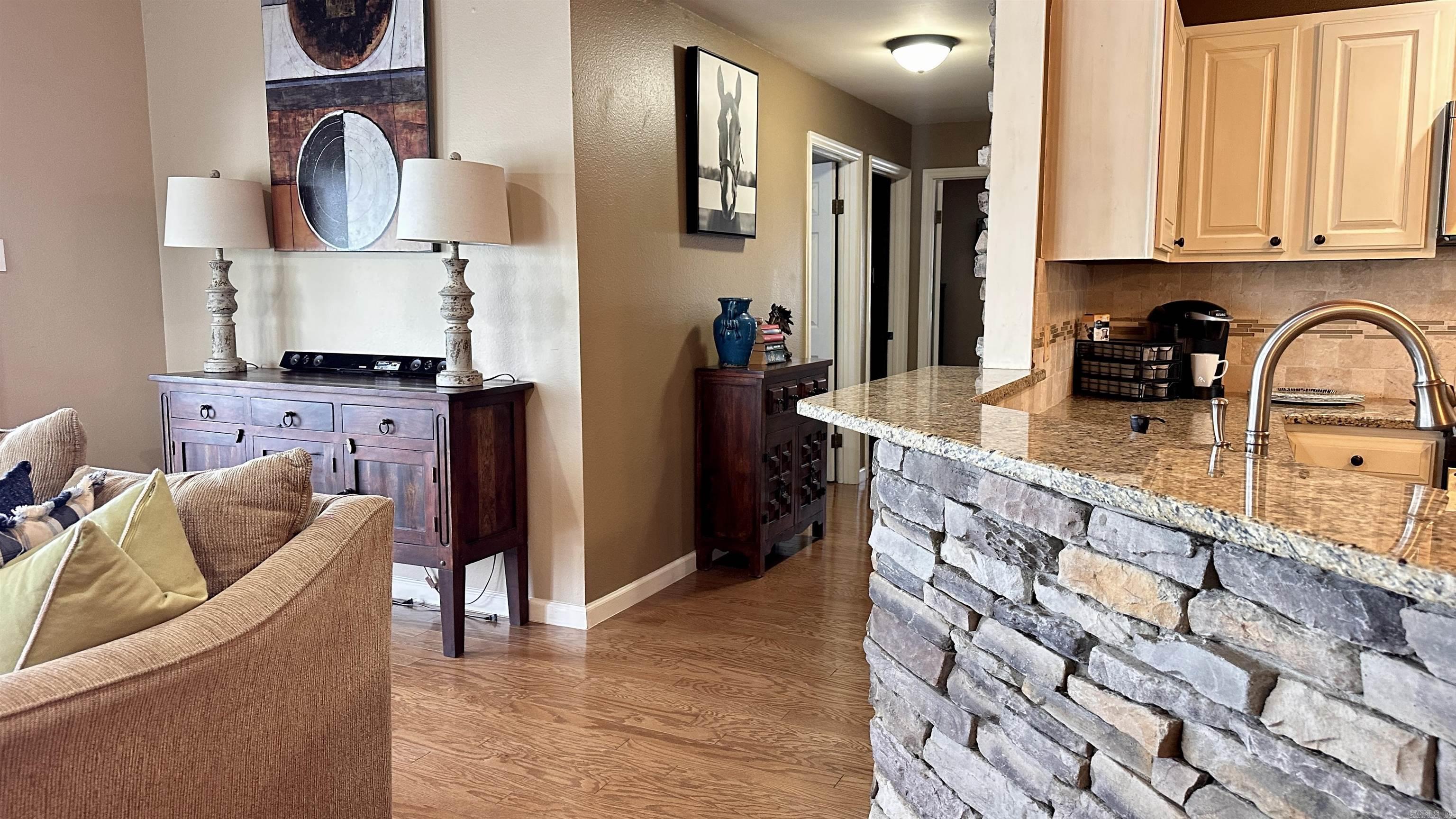LAKE PORT HPR - Residential